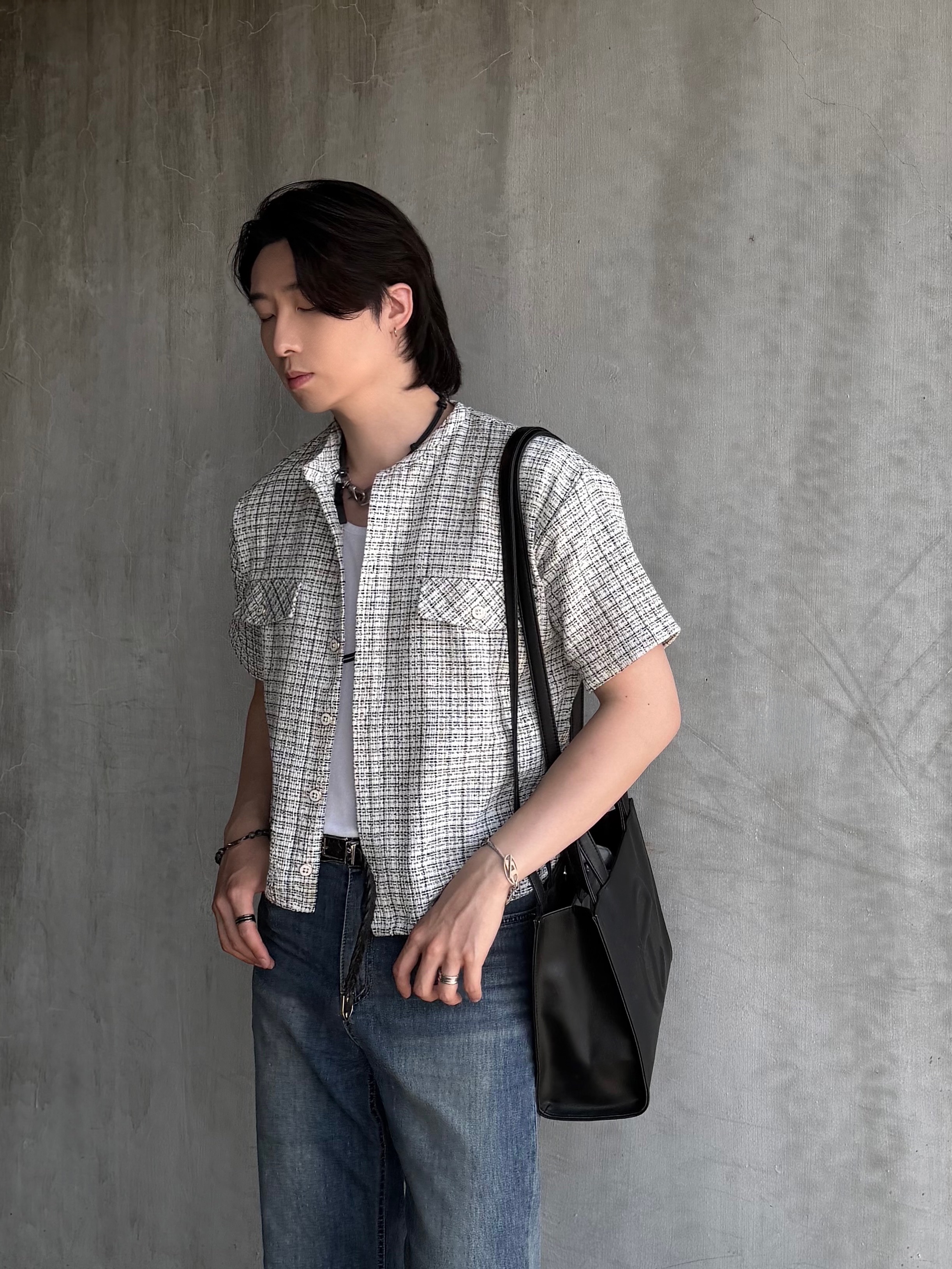 Telfar Medium Shopping Bag Black, Our Legacy Ladon Leather Keychain Black 착용 스타일 - 1