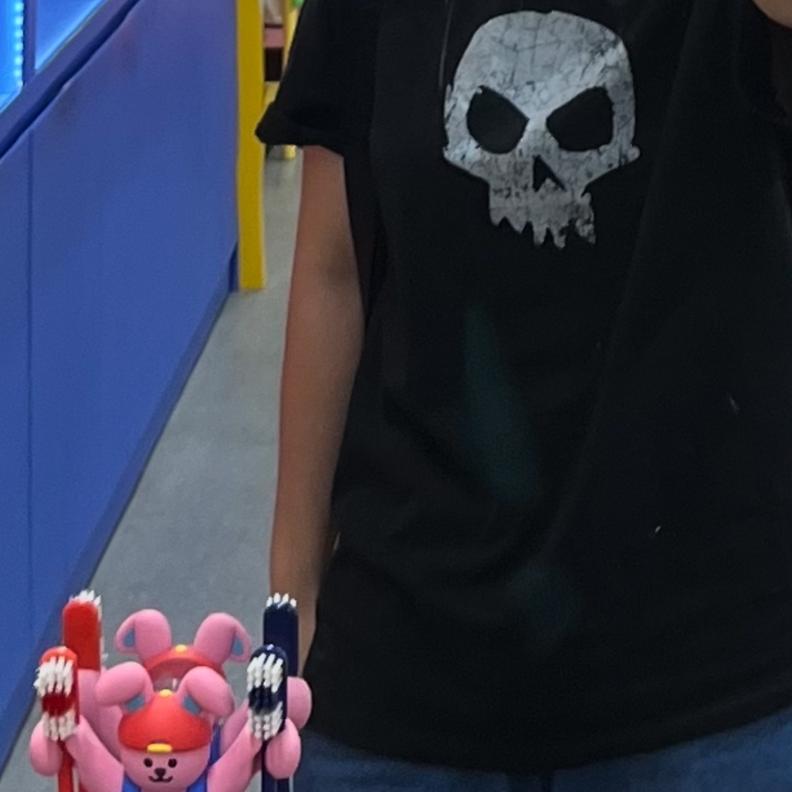 999Humanity x Toy Story Sid Skull Half T-Shirt Black 착용 스타일
