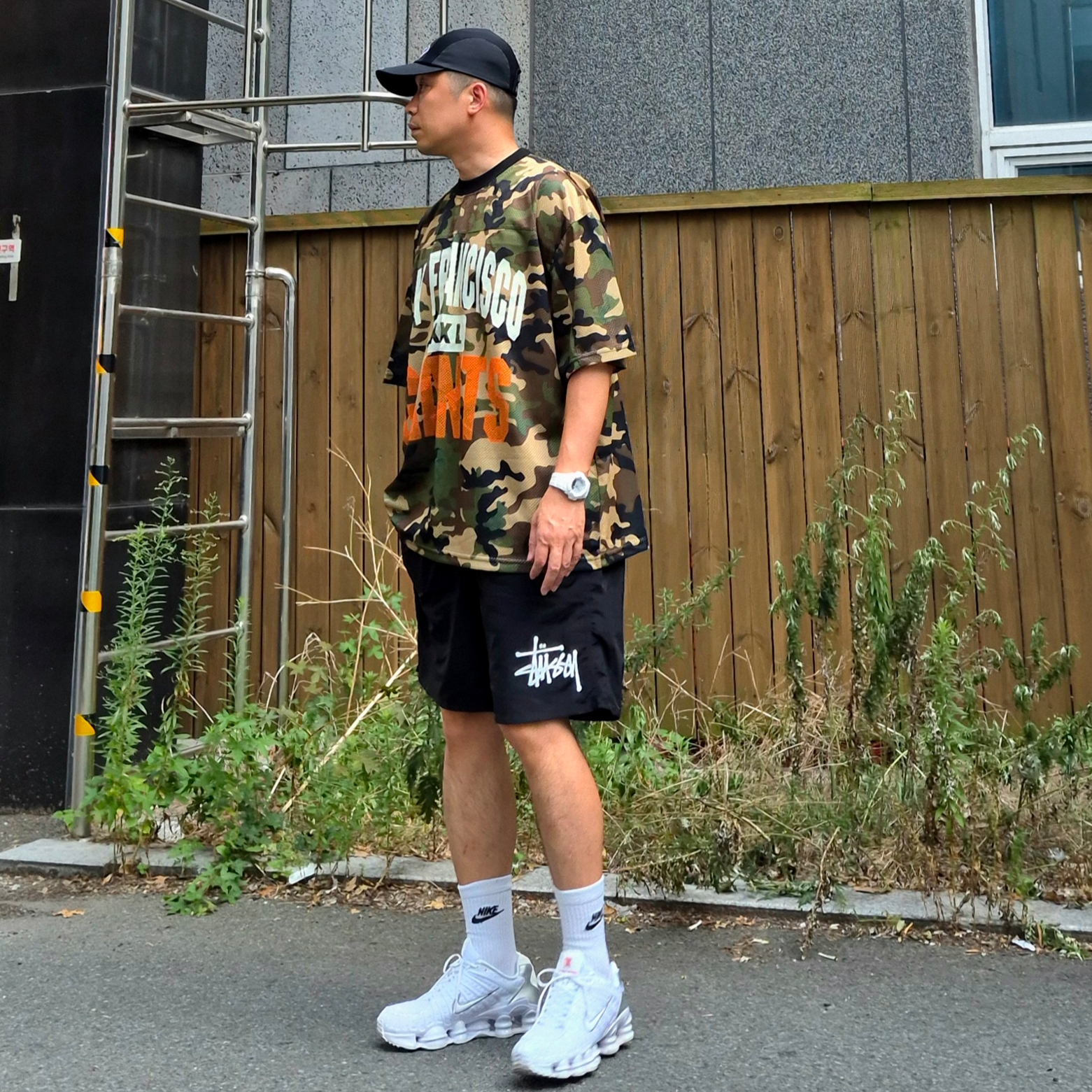Nike Shox TL Metallic Silver, Stussy Big Basic Water Shorts Black 착용 스타일 - 3