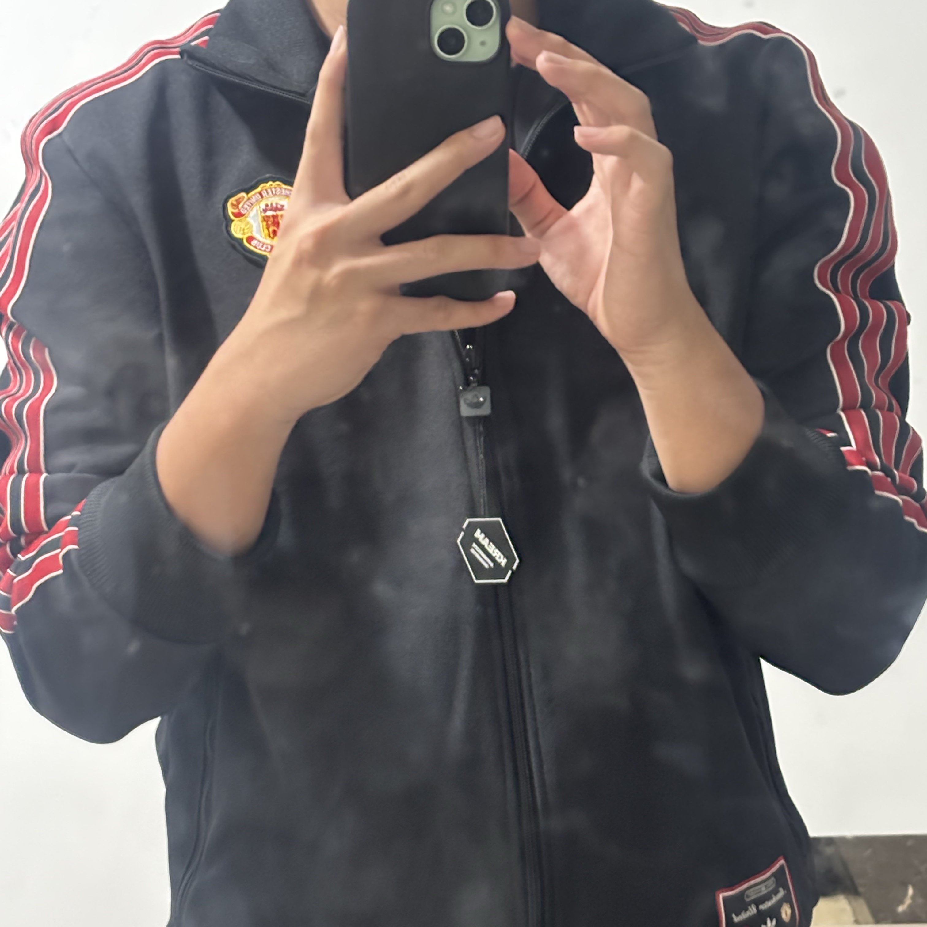 Adidas Manchester United Terrace Icon Track Top Black - US Sizing 착용 스타일