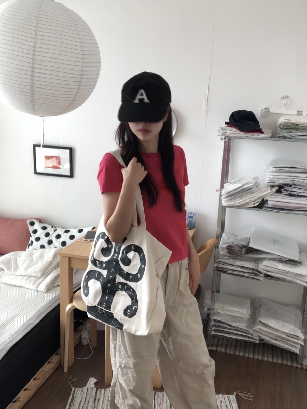 [KREAM 단독] Safarispot Basic Safari T-Shirt Red 착용 스타일 - 2