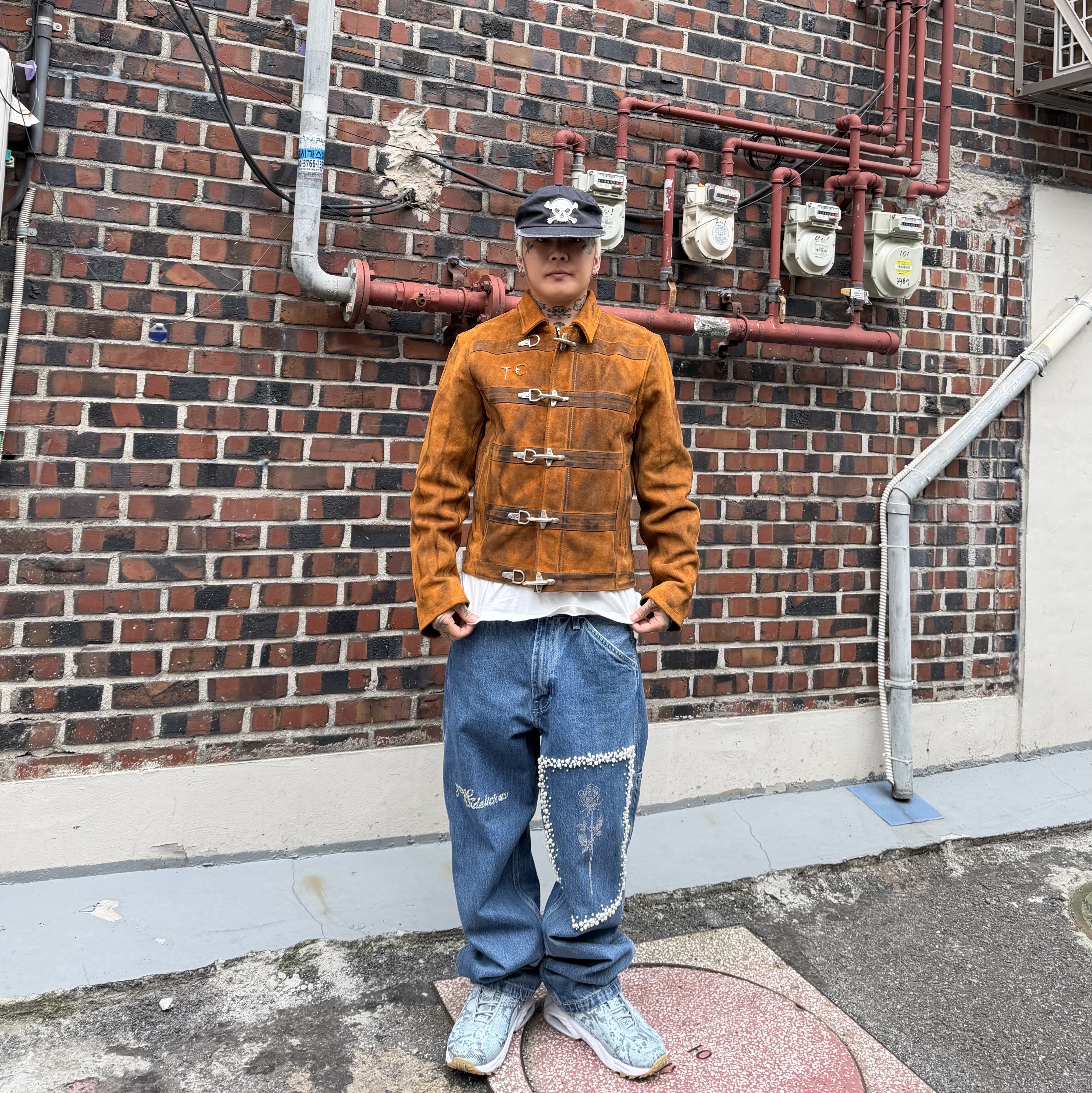 NOFAKESHIT Rosepenter 32x32, Thug Club Bio Soldier Leather Jacket Camel 착용 스타일 - 2