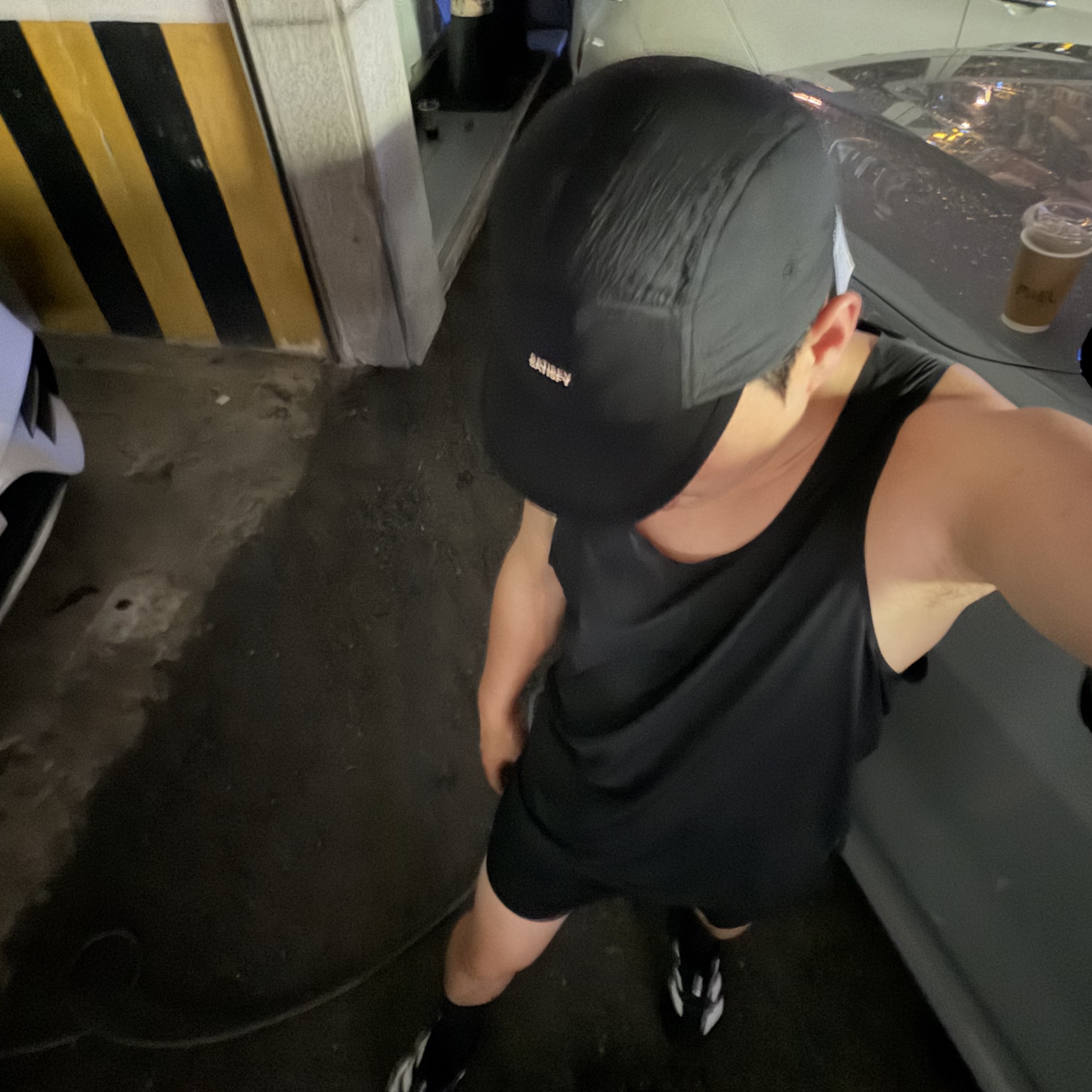 Satisfy Re-Possessed Rippy Trail Cap Black 착용 스타일