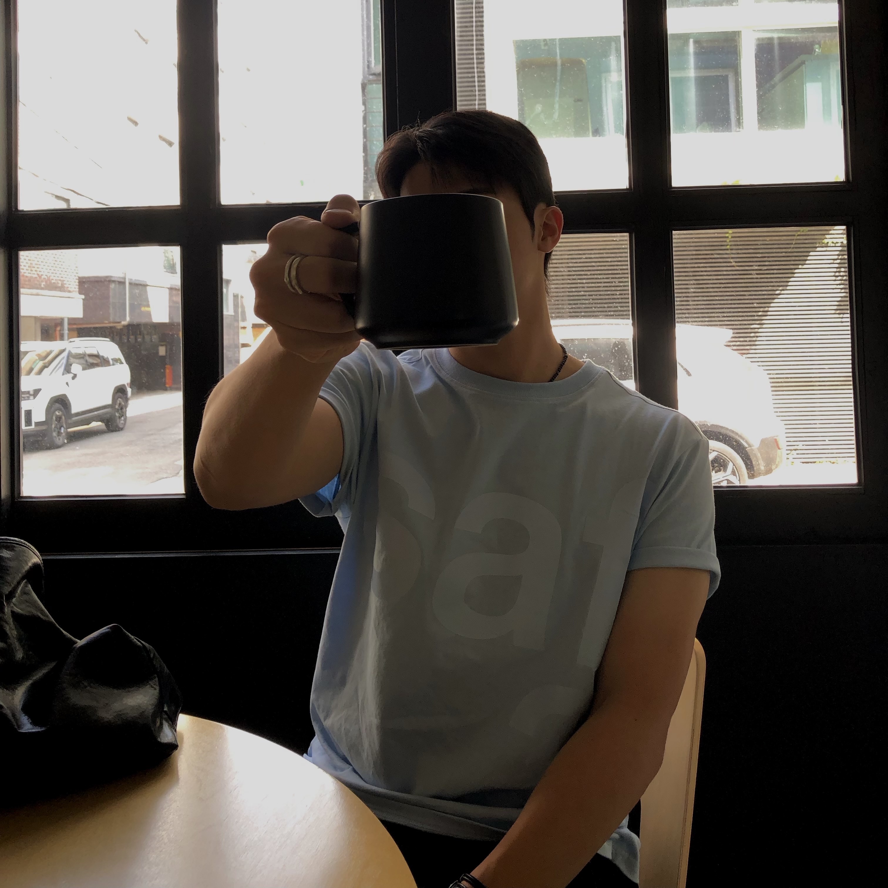 [KREAM 단독] Safarispot Basic Safari T-Shirt Sky 착용 스타일 - 7