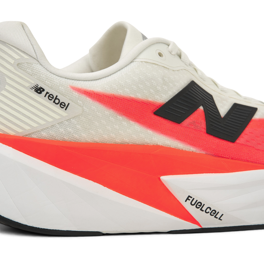 뉴발란스 퓨어셀 레벨 v5 얼젠트 레드 화이트 씨 솔트 - 2E 와이드(New Balance FuelCell Rebel v5 Urgent Red White Sea Salt - 2E Wide) - 8