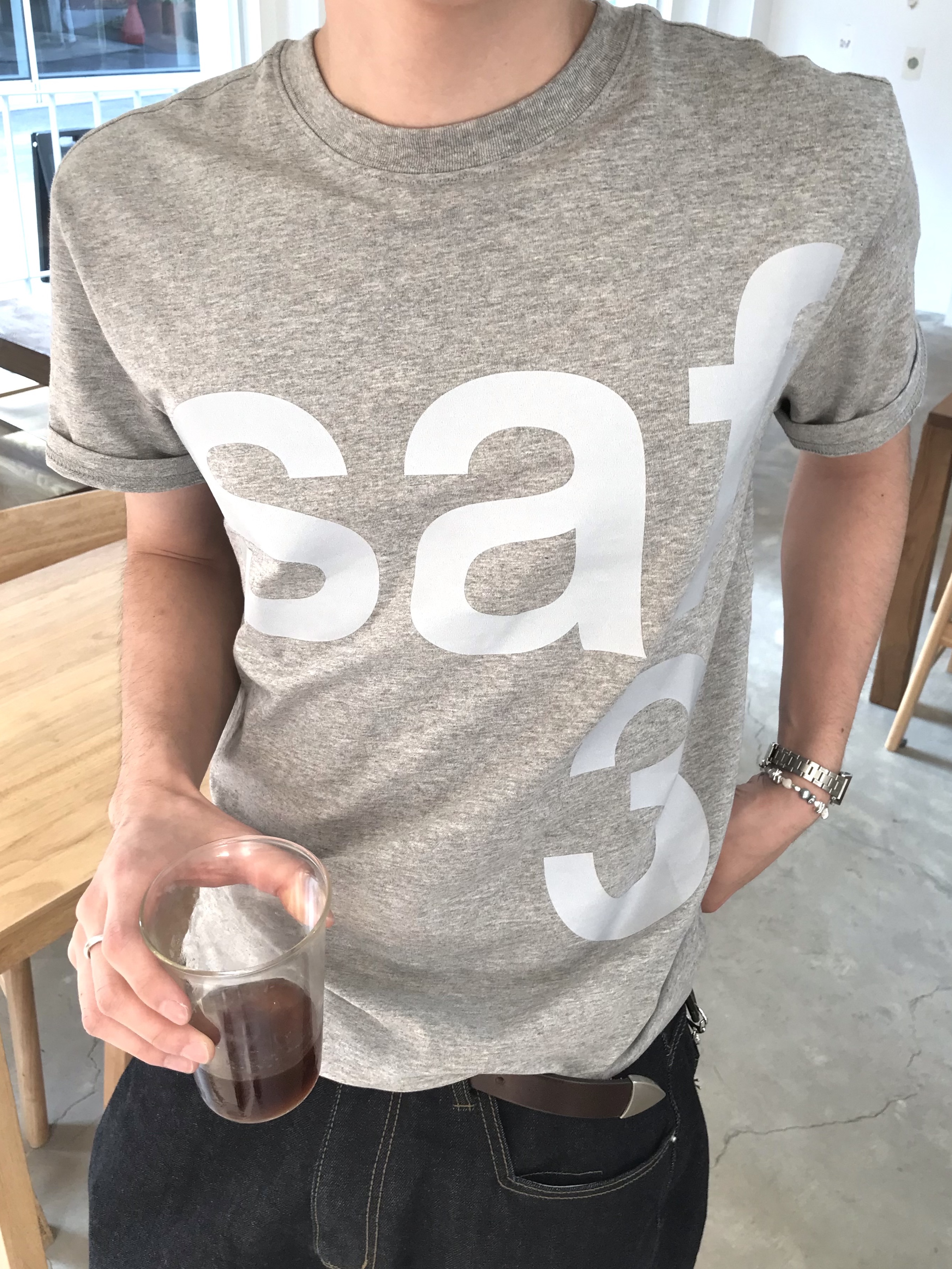[KREAM 단독] Safarispot Basic Safari T-Shirt Heather Gray 착용 스타일 - 2