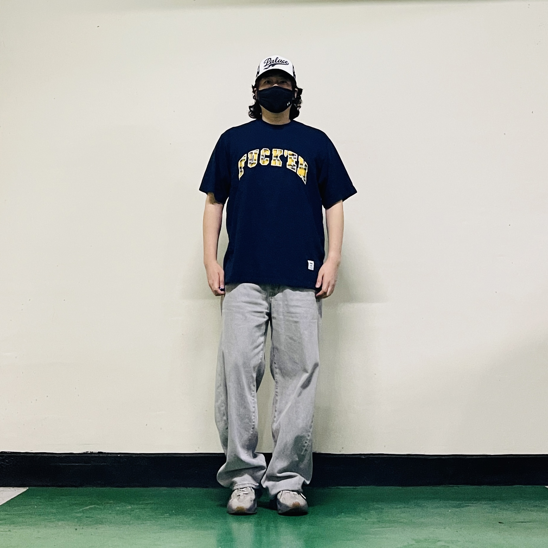 Supreme Fuck Em Plaid S/S Top Navy - 26SS, Palace Palactic Trucker Navy - 25SS 착용 스타일 - 1