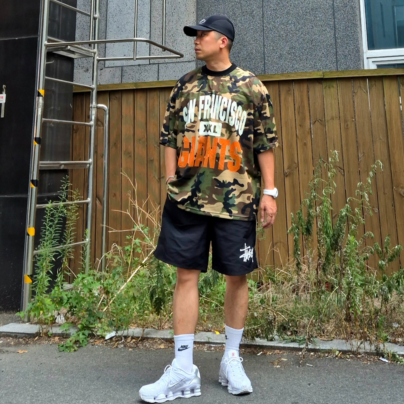 Nike Shox TL Metallic Silver, Stussy Big Basic Water Shorts Black 착용 스타일 - 2