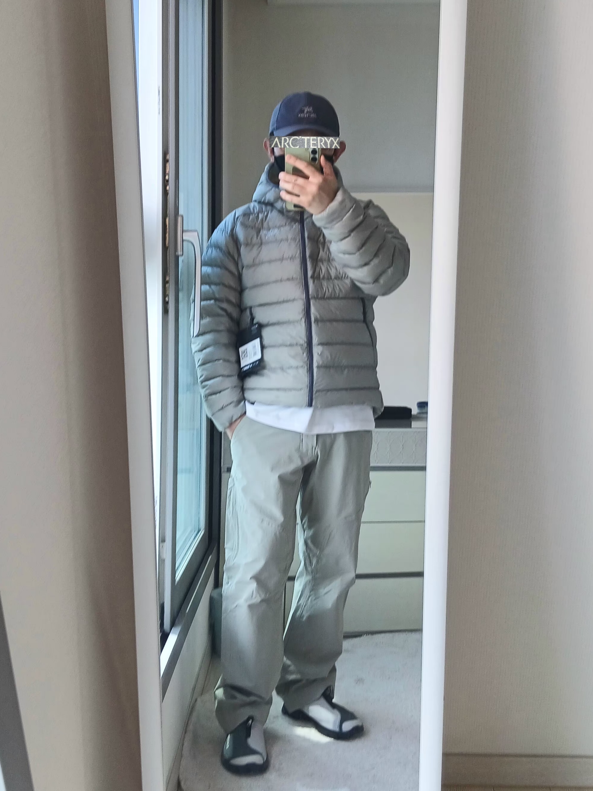 Arc'teryx Cronin Cotton Pants Habitat, Arc'teryx Cerium Hoody Headwaters 착용 스타일 - 1