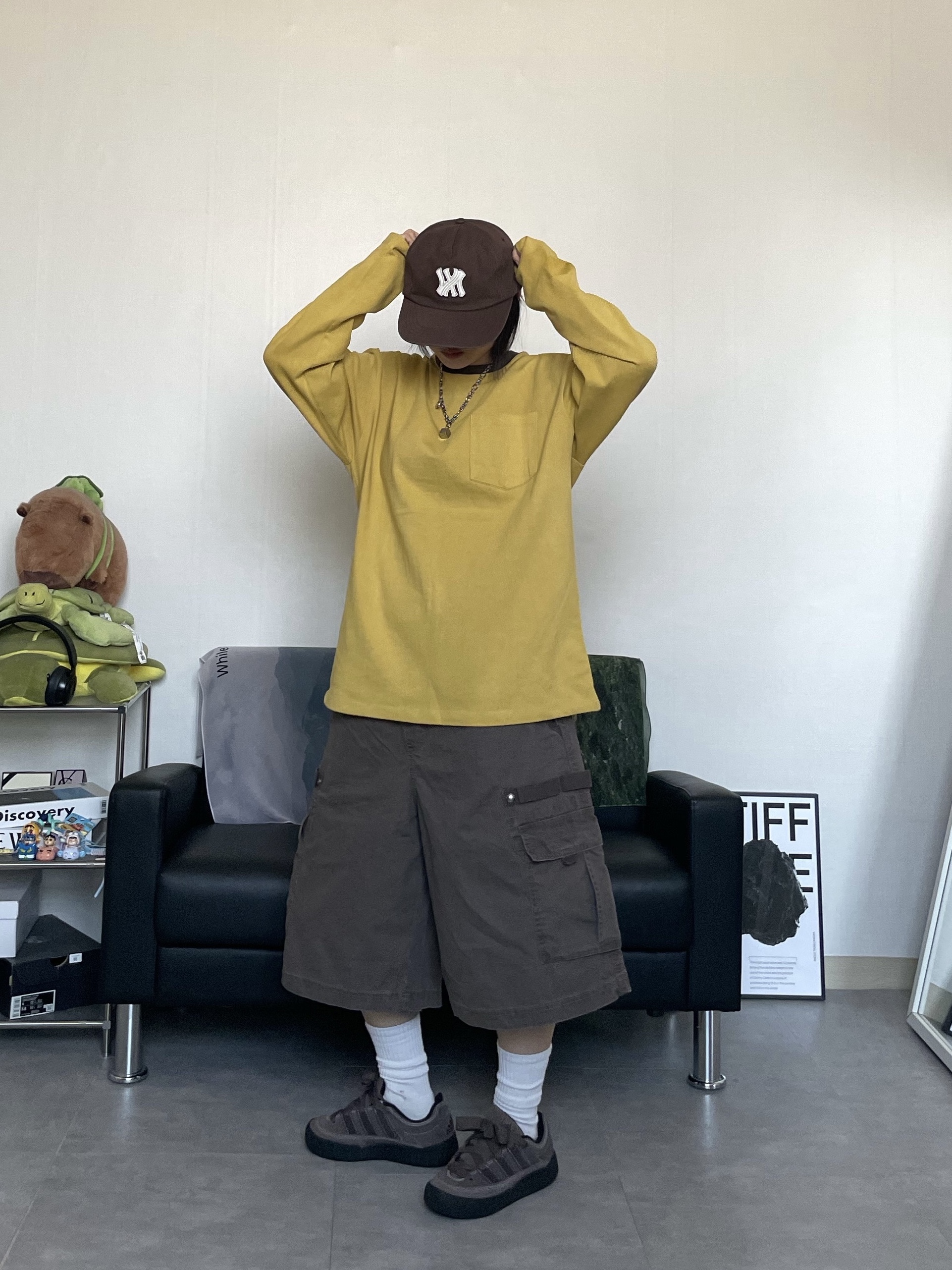 (W) Adidas Adimatic Earth Strata Dark Brown, Farfromwhat Far Patch Logo Cap Brown 착용 스타일 - 2