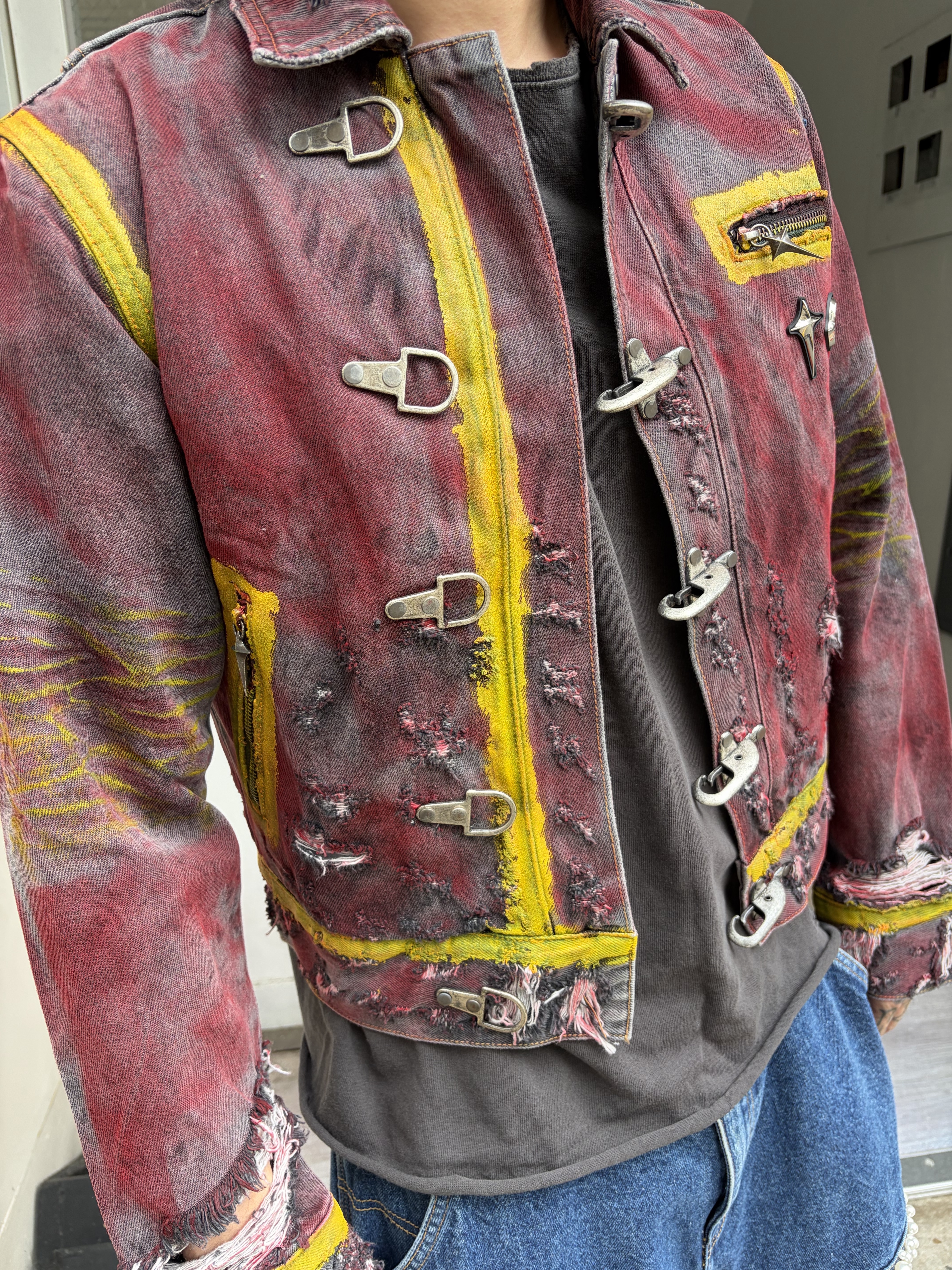 NOFAKESHIT Snow Window C34x32, Thug Club Red Washed Painted Line Jacket Denim Black 착용 스타일 - 5
