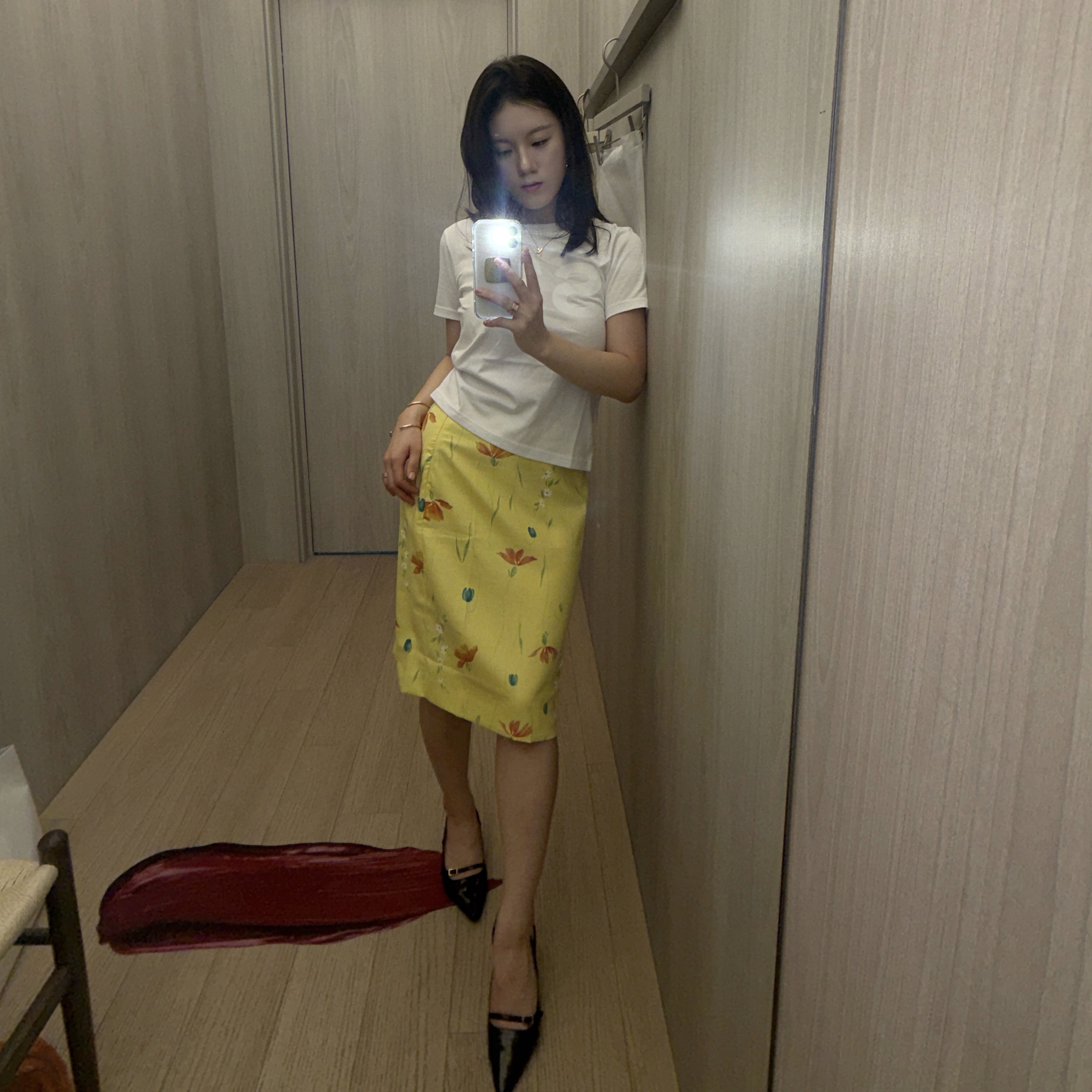 [KREAM 단독] Safarispot 1/2 Basic Safari T-Shirt White 착용 스타일 - 3
