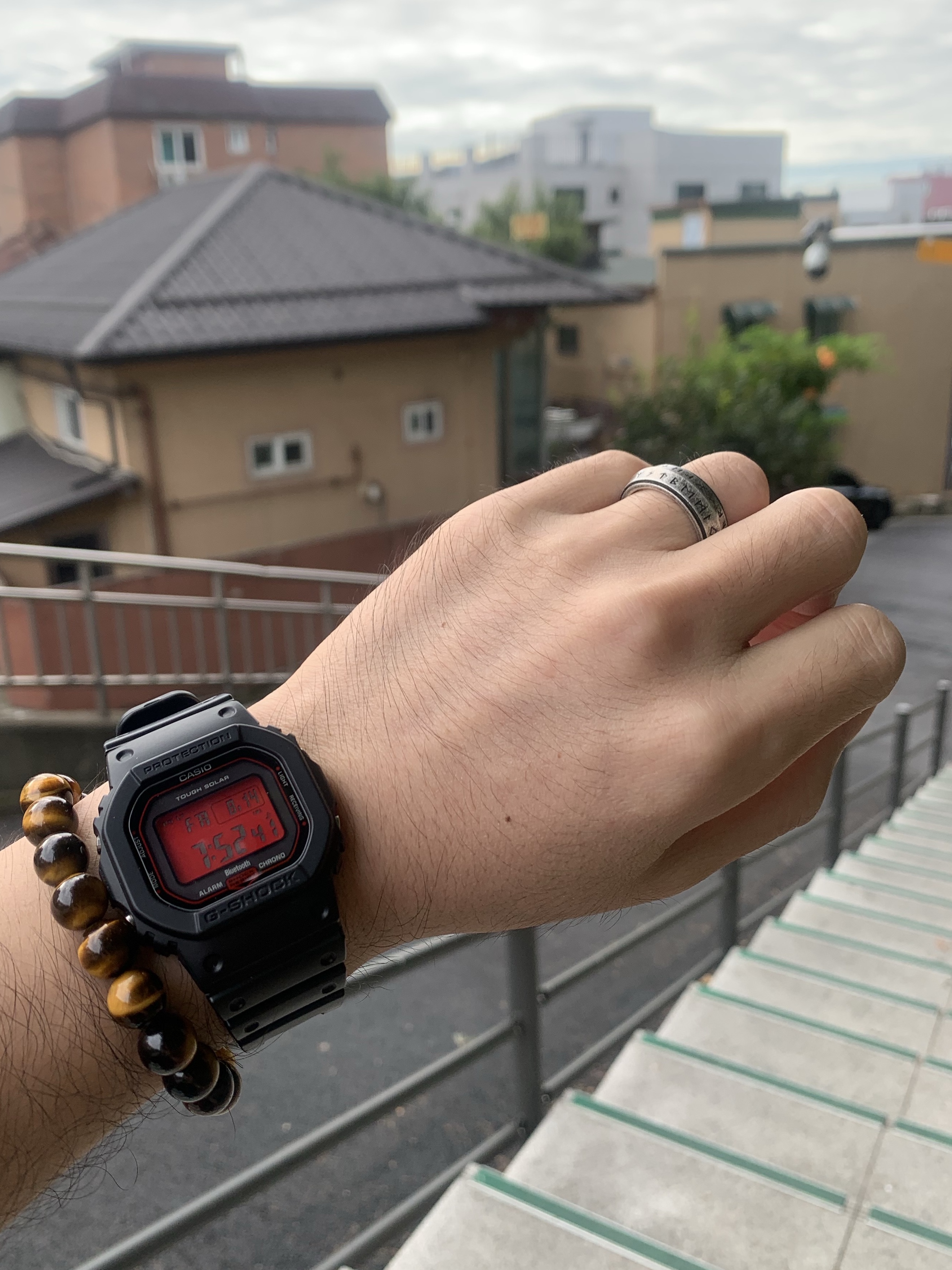 Casio G-Shock GW-B5600AR-1 착용 스타일 - 1