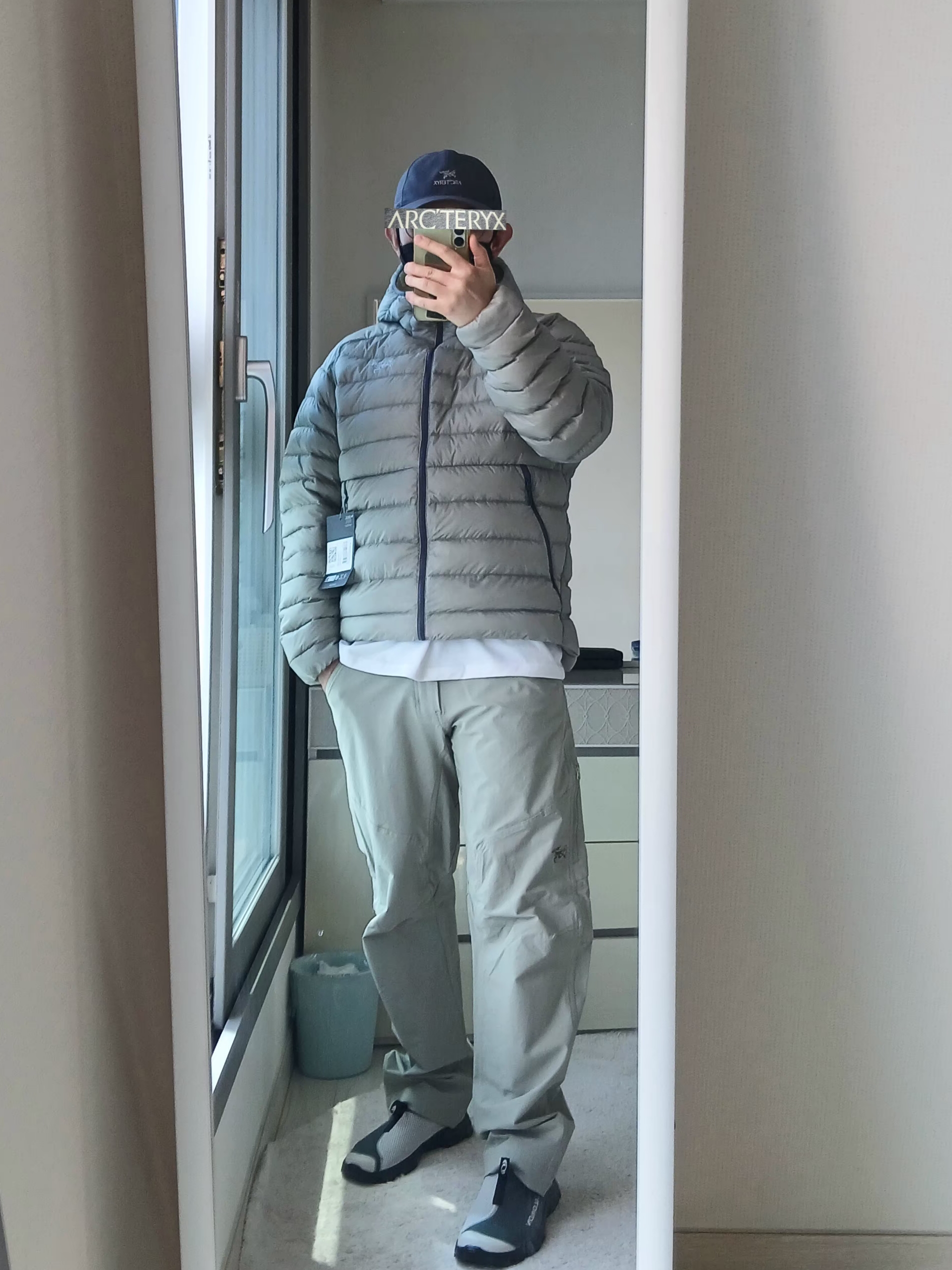 Arc'teryx Cronin Cotton Pants Habitat, Arc'teryx Cerium Hoody Headwaters 착용 스타일 - 2