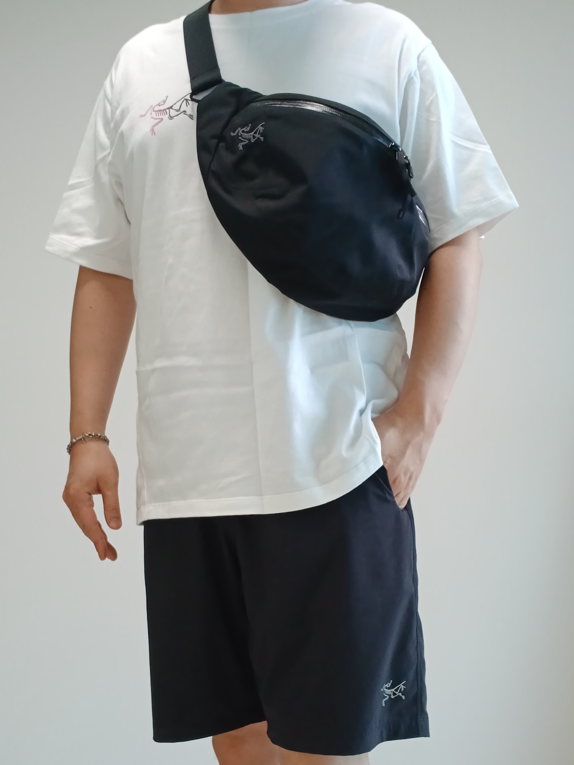 Nike ACG Trail Cap Black, Oofos x And Wander Ooahh Slide 착용 스타일 - 2