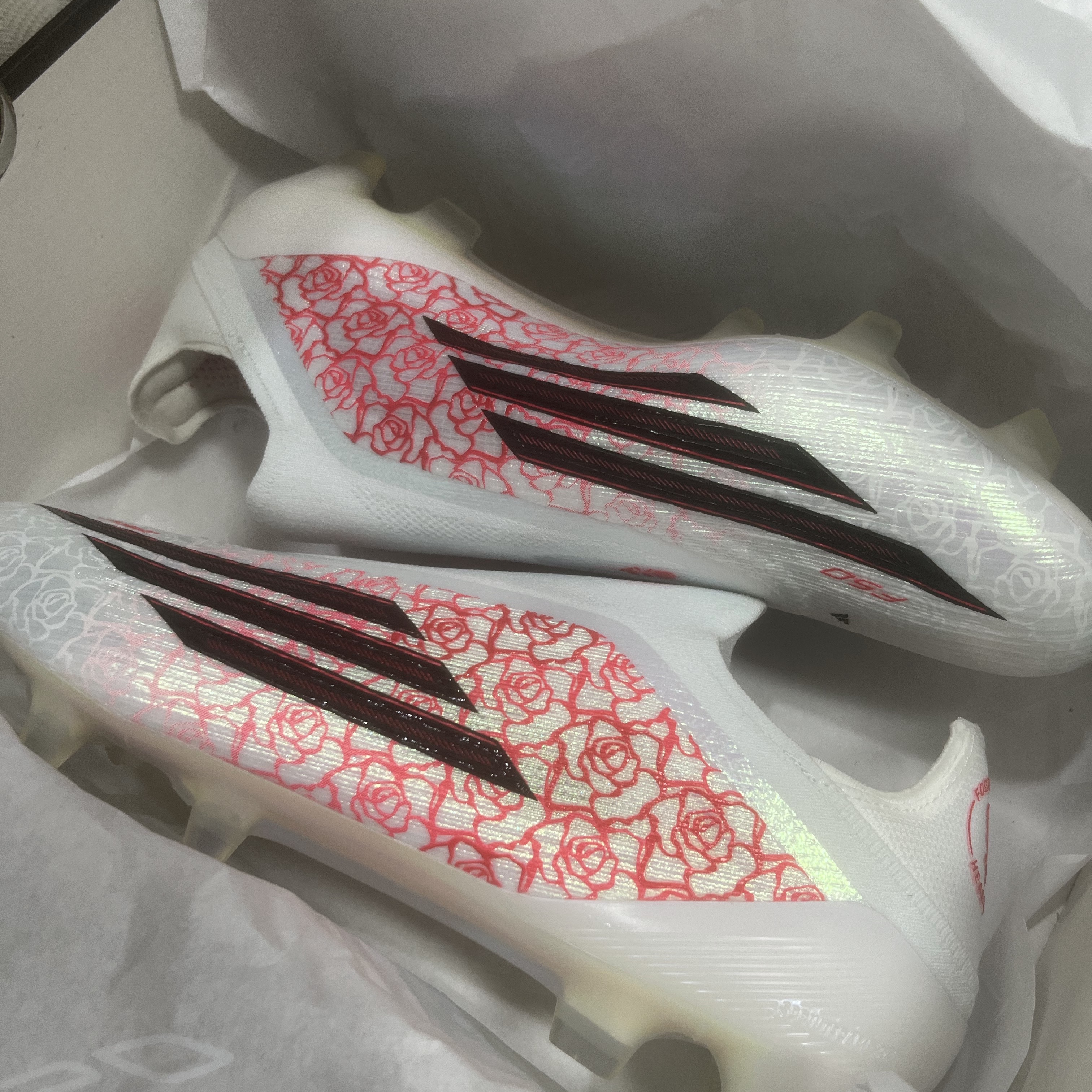 Adidas F50 Elite Lamine Yamal Laceless FG Cloud White Core Black 착용 스타일