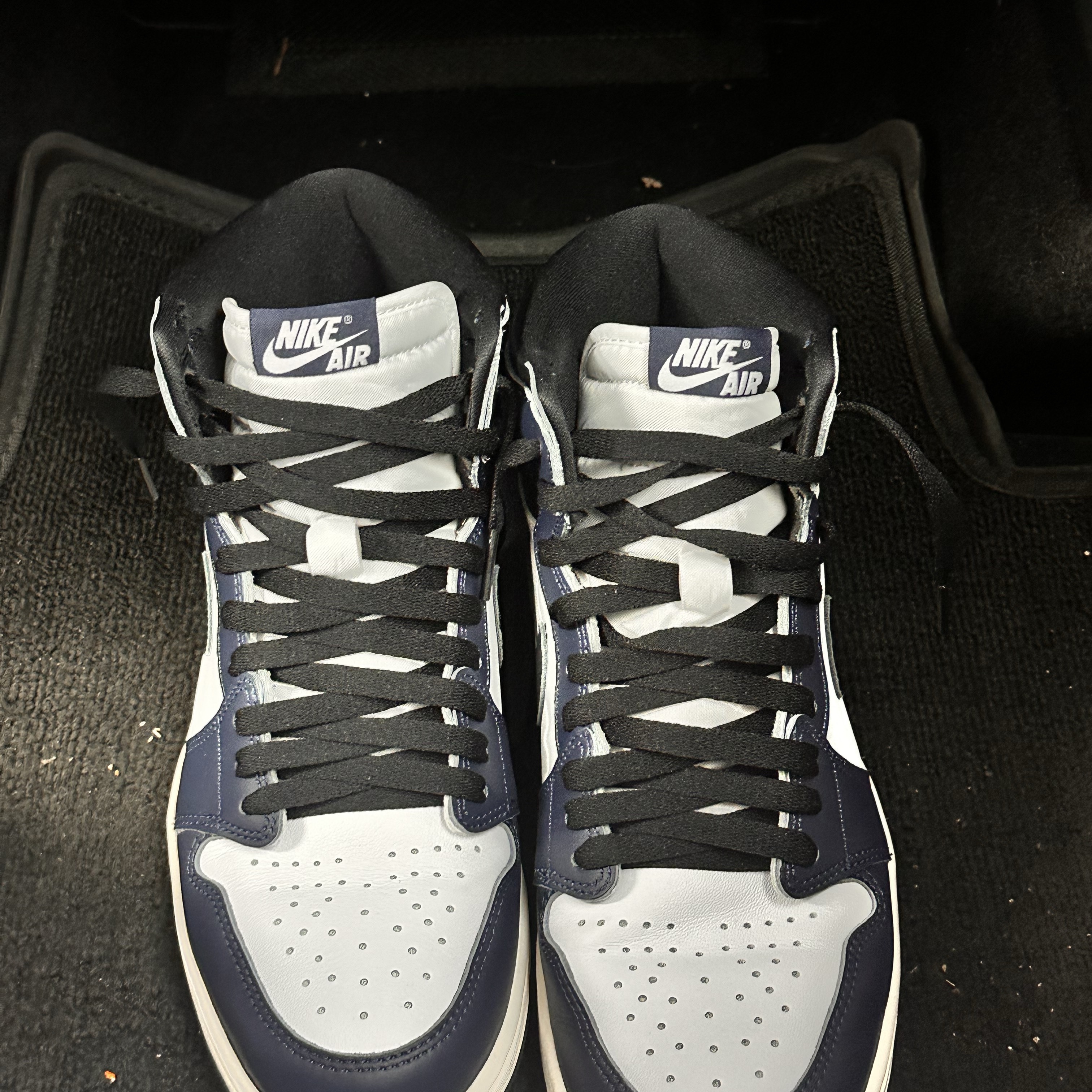 Jordan 1 Retro High OG Midnight Navy 착용 스타일 - 5