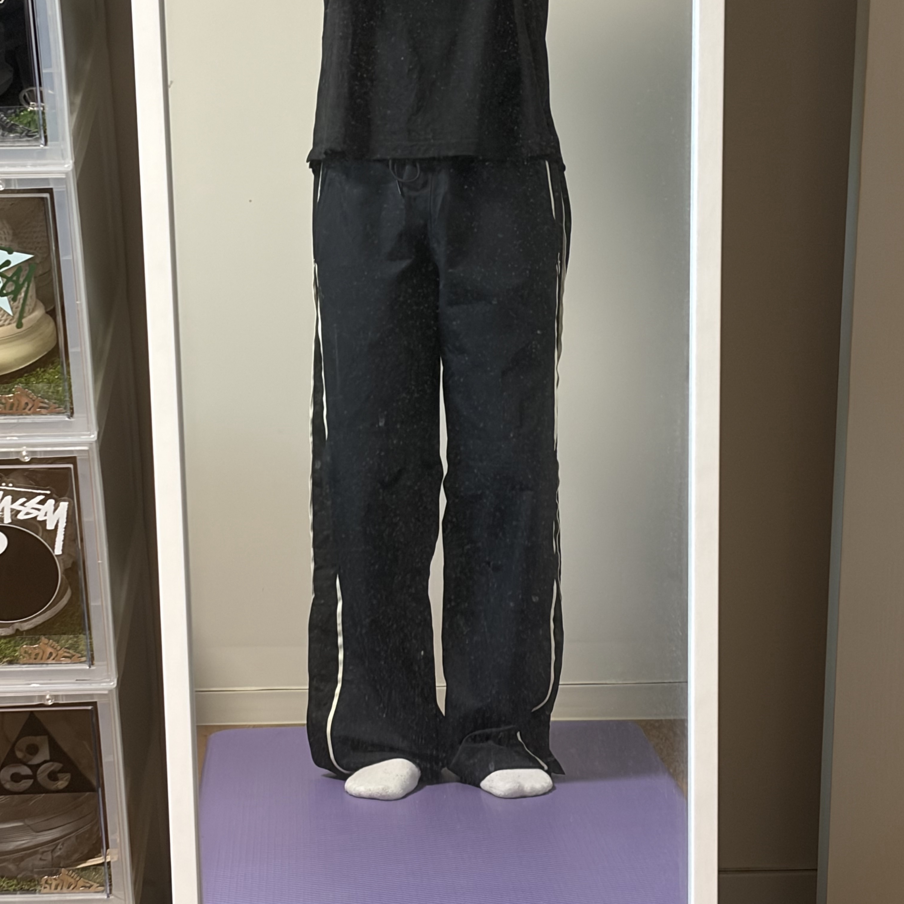 Polyteru 1011 Nylon Track Pants Dark Navy 착용 스타일 - 1