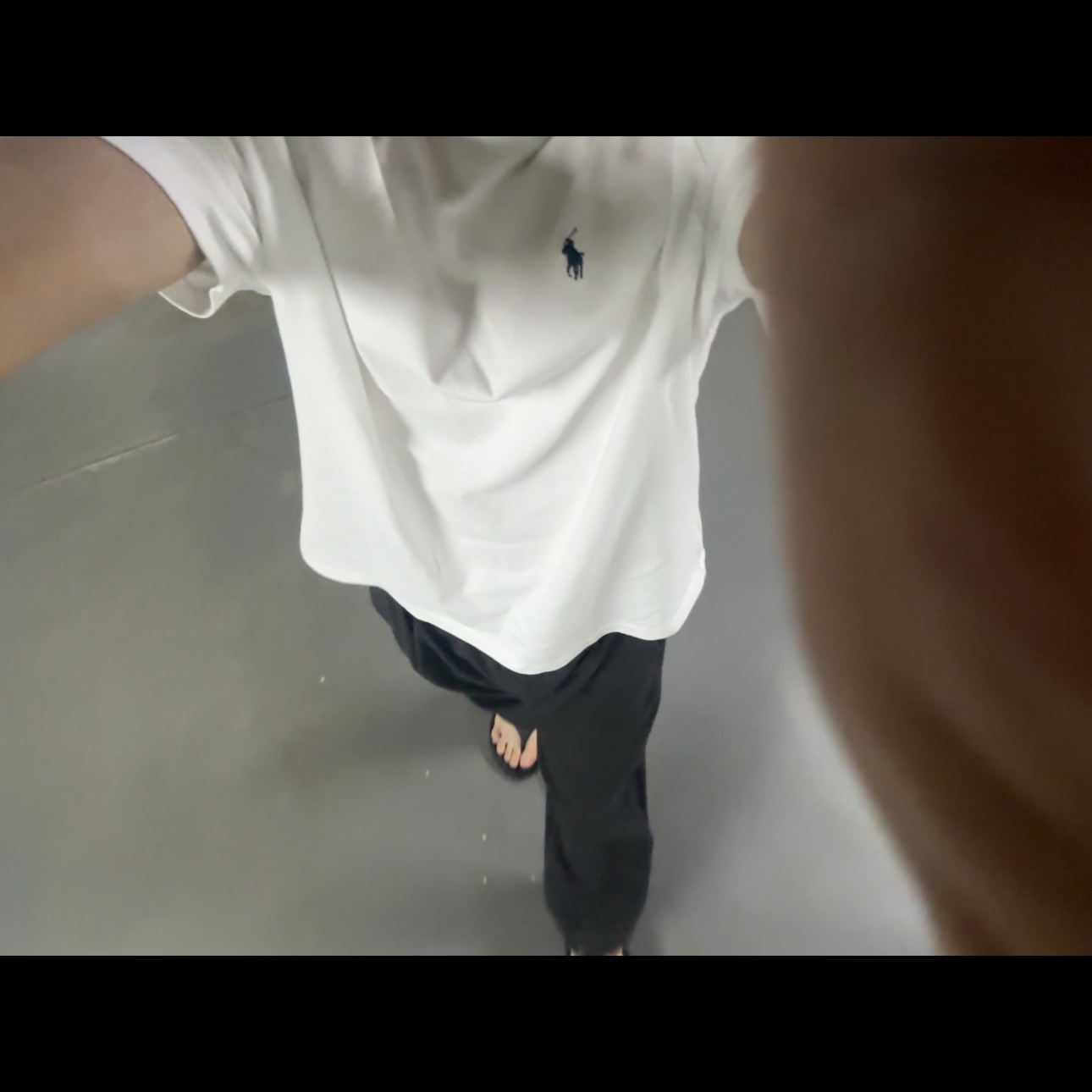 [10%적립] Polo Ralph Lauren Classic Fit Jersey Crewneck T-Shirt White - 26SS, Oofos OOriginal Black 착용 스타일