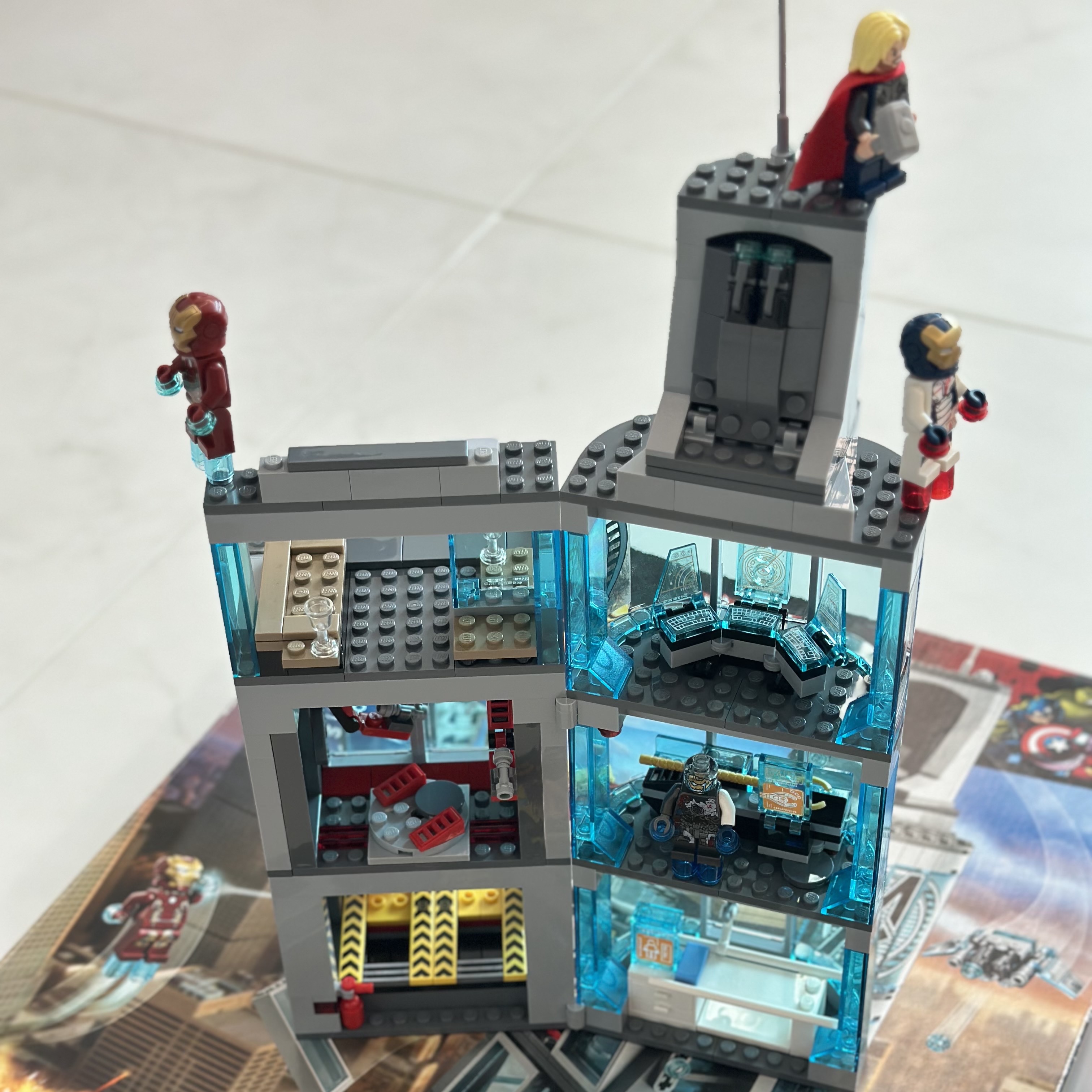 Lego Marvel Avengers Attack on Avengers Tower 착용 스타일 - 2