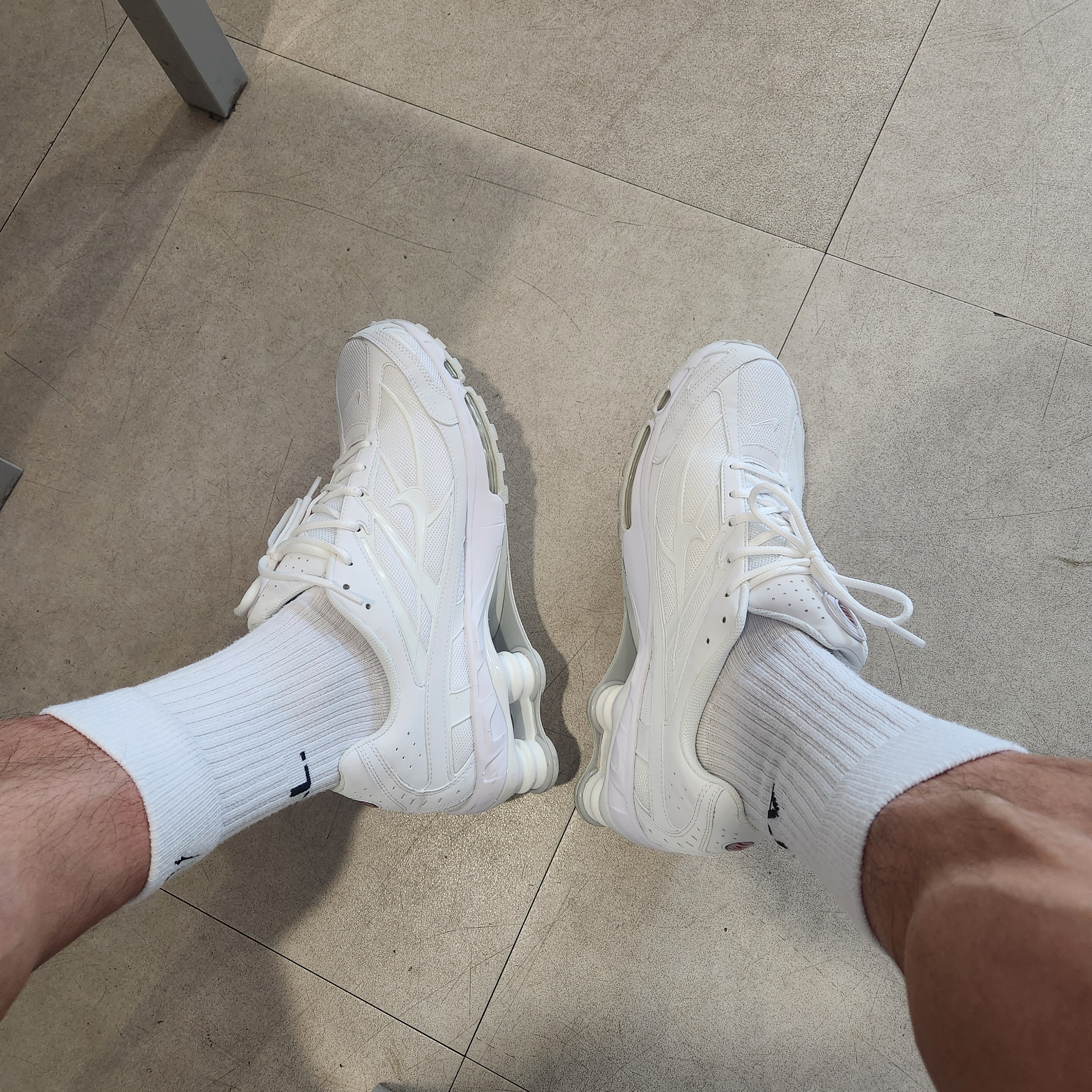 Nike Shox Ride 2 White Photon Dust, Nike x Drake Nocta Socks White (3 Pack) 착용 스타일