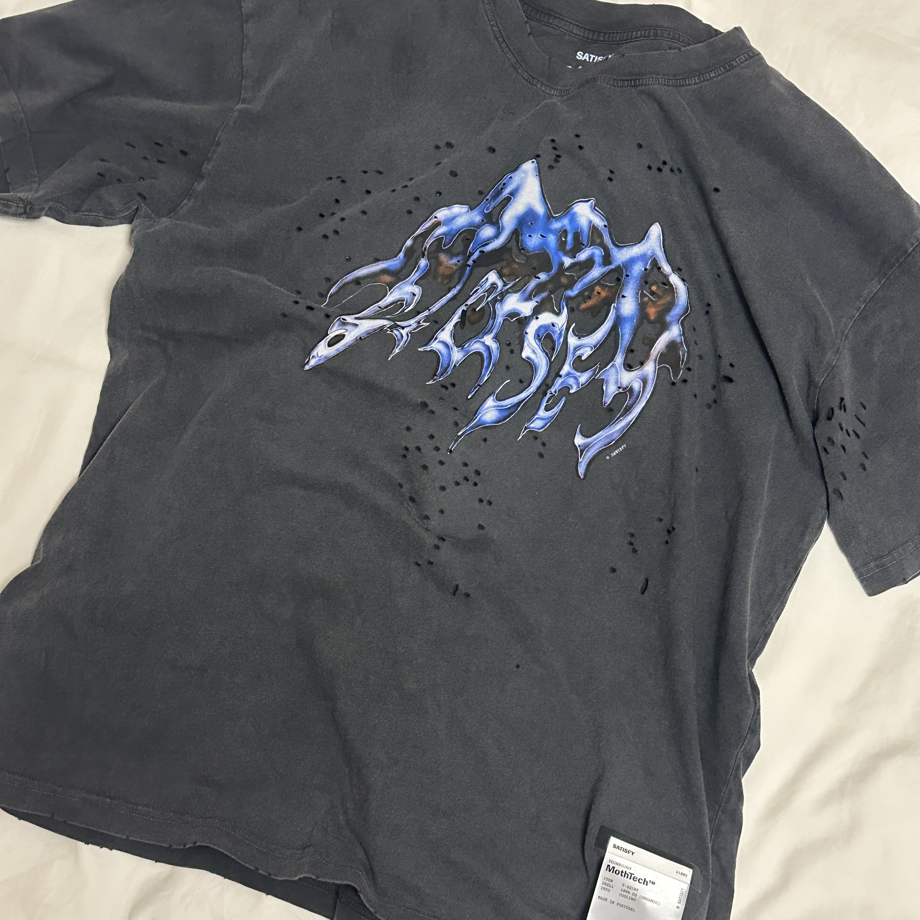 Satisfy Mothtech T-Shirt Aged Black 착용 스타일 - 2