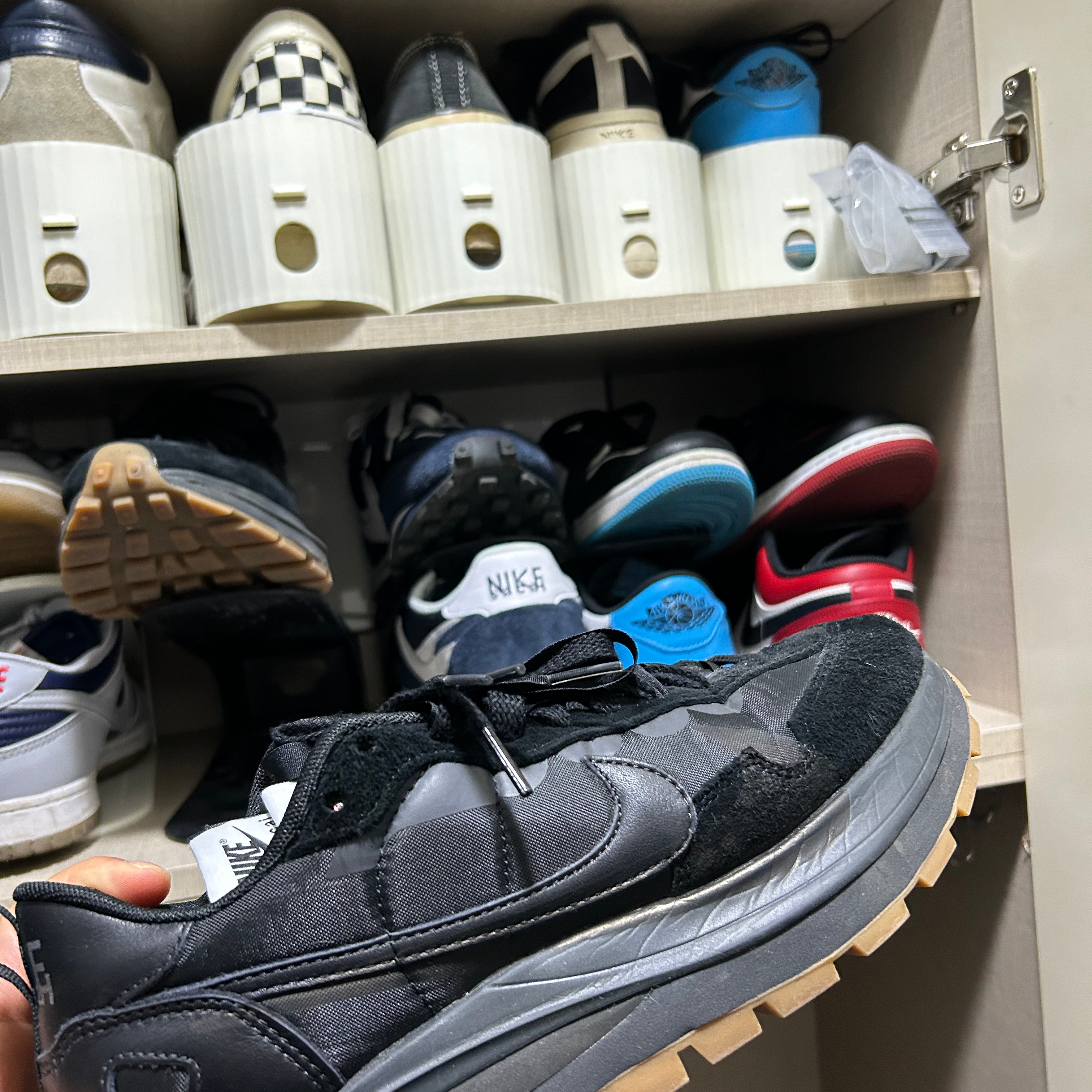 Nike x Sacai VaporWaffle Black and Gum 착용 스타일