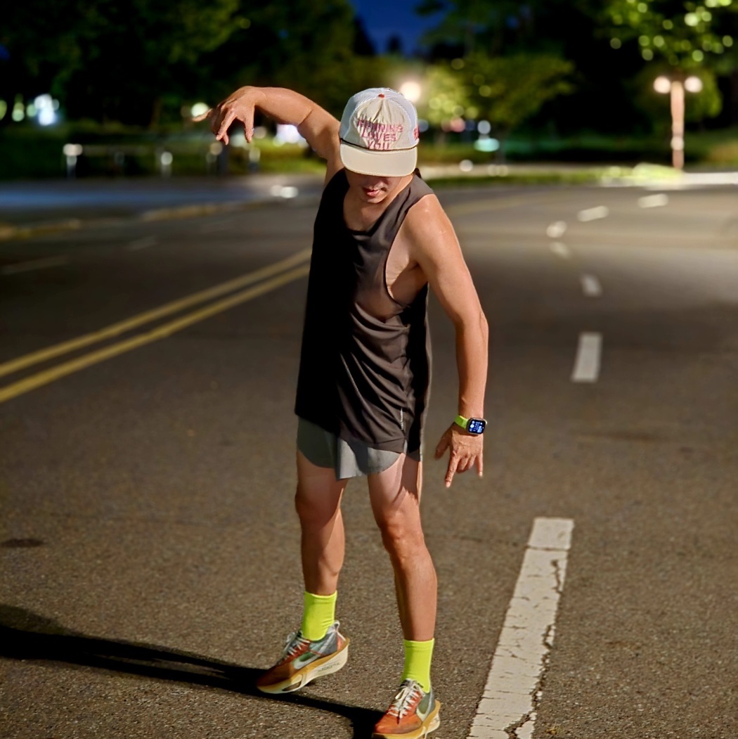 Alex Zono Running Loves You Trucker Hat OG Beige - CapeTown 착용 스타일