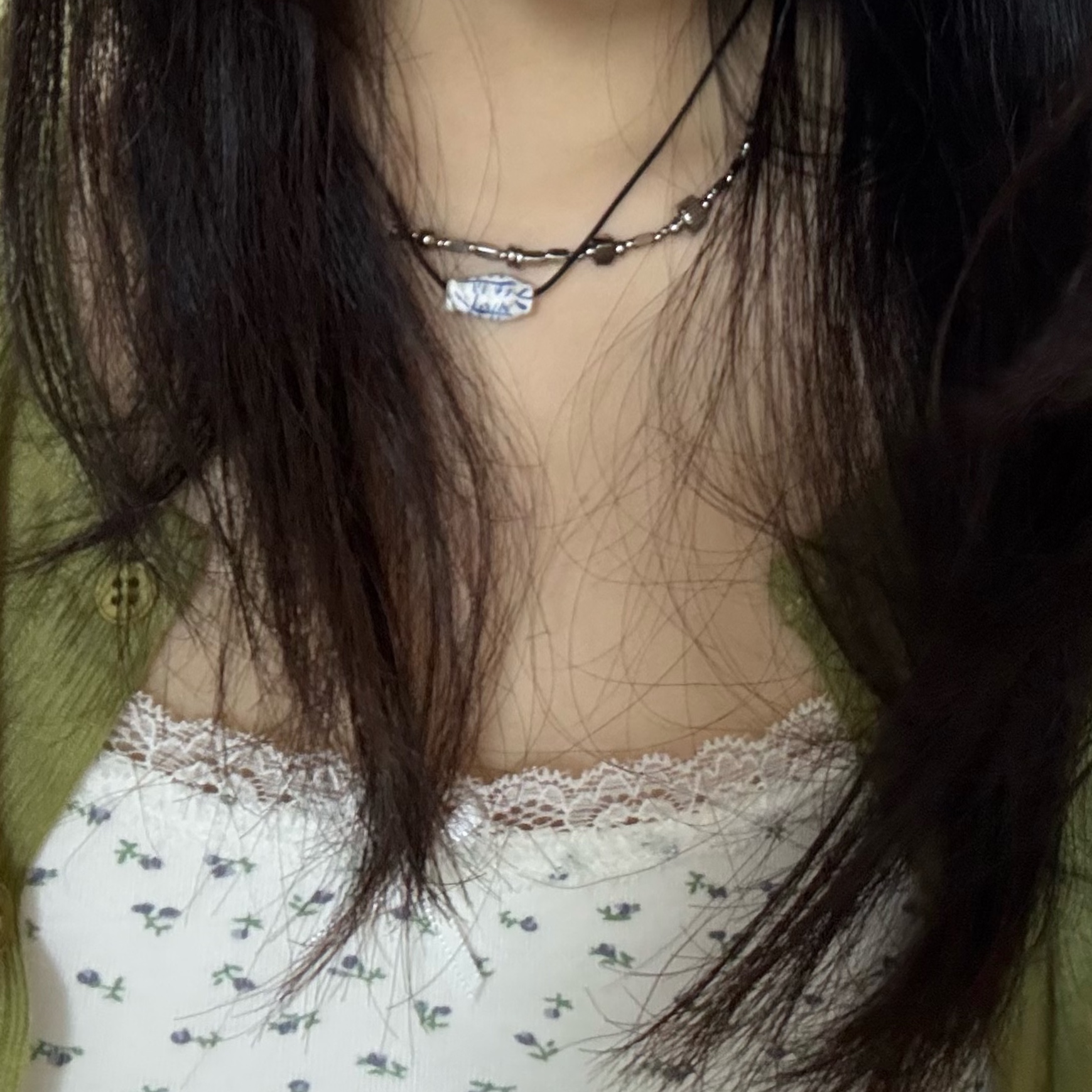Riomeu Silver Atypical Necklace 착용 스타일