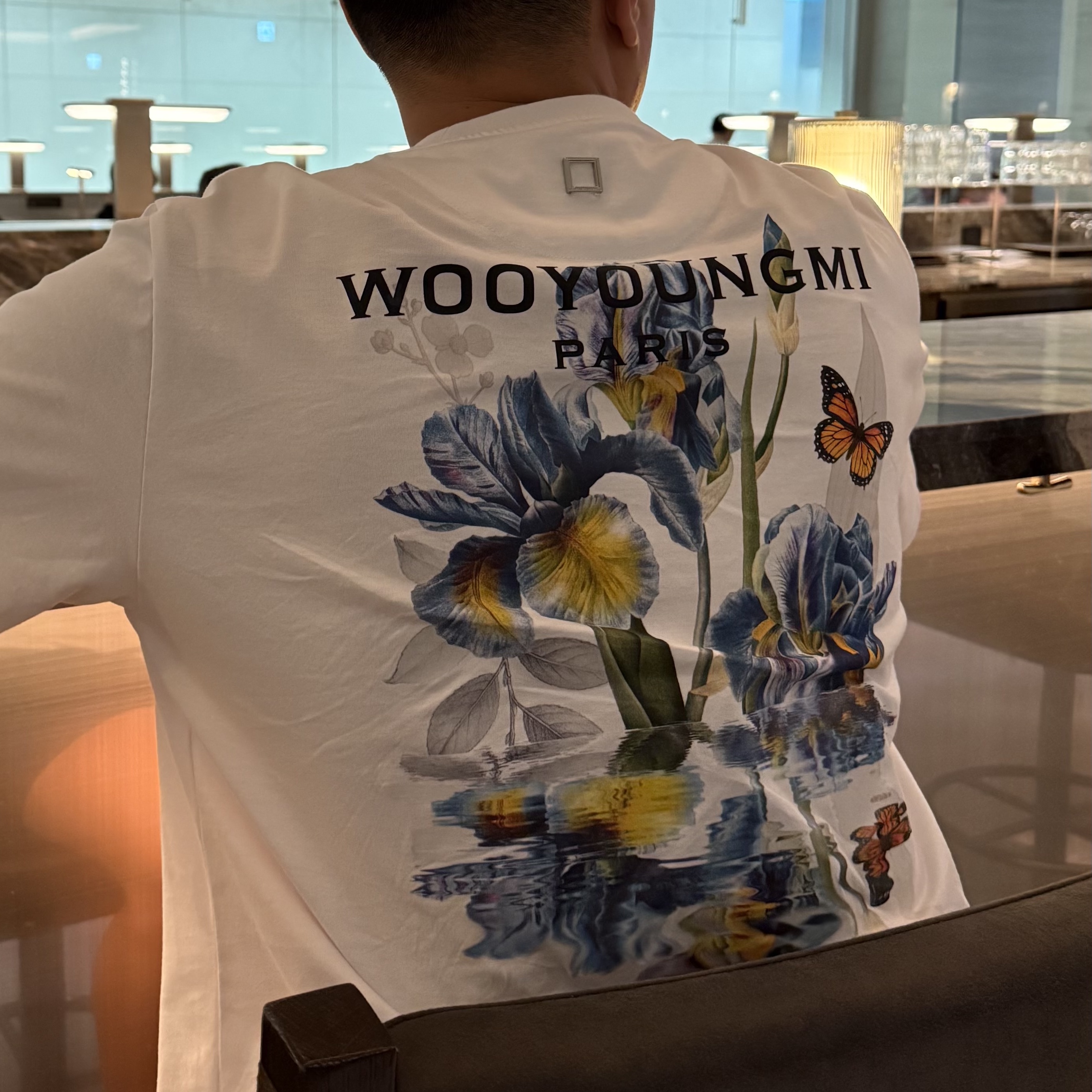 Wooyoungmi Flower Back Logo T-Shirt White - 26SS 착용 스타일