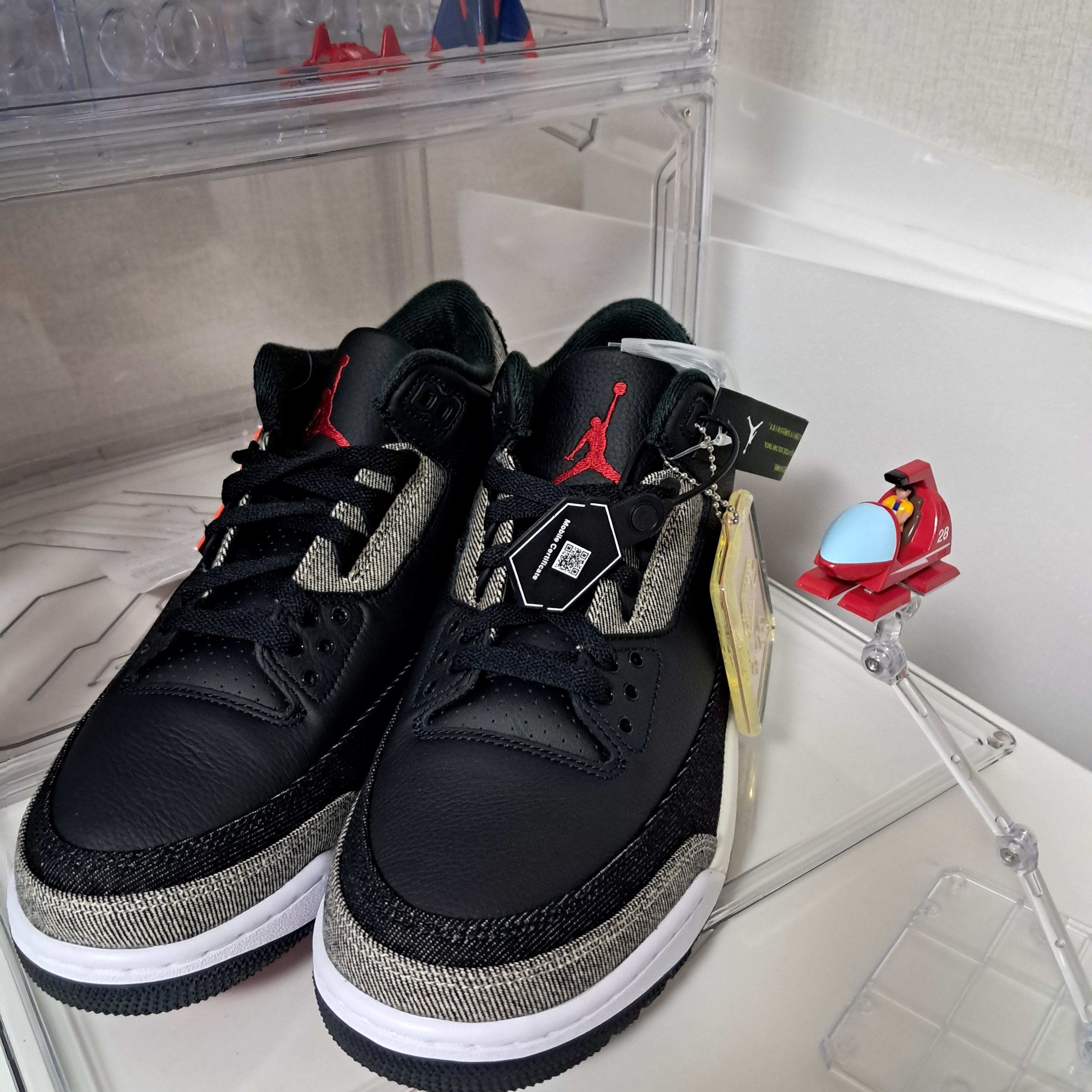 Jordan 3 x Levi’s Black and White 착용 스타일 - 1