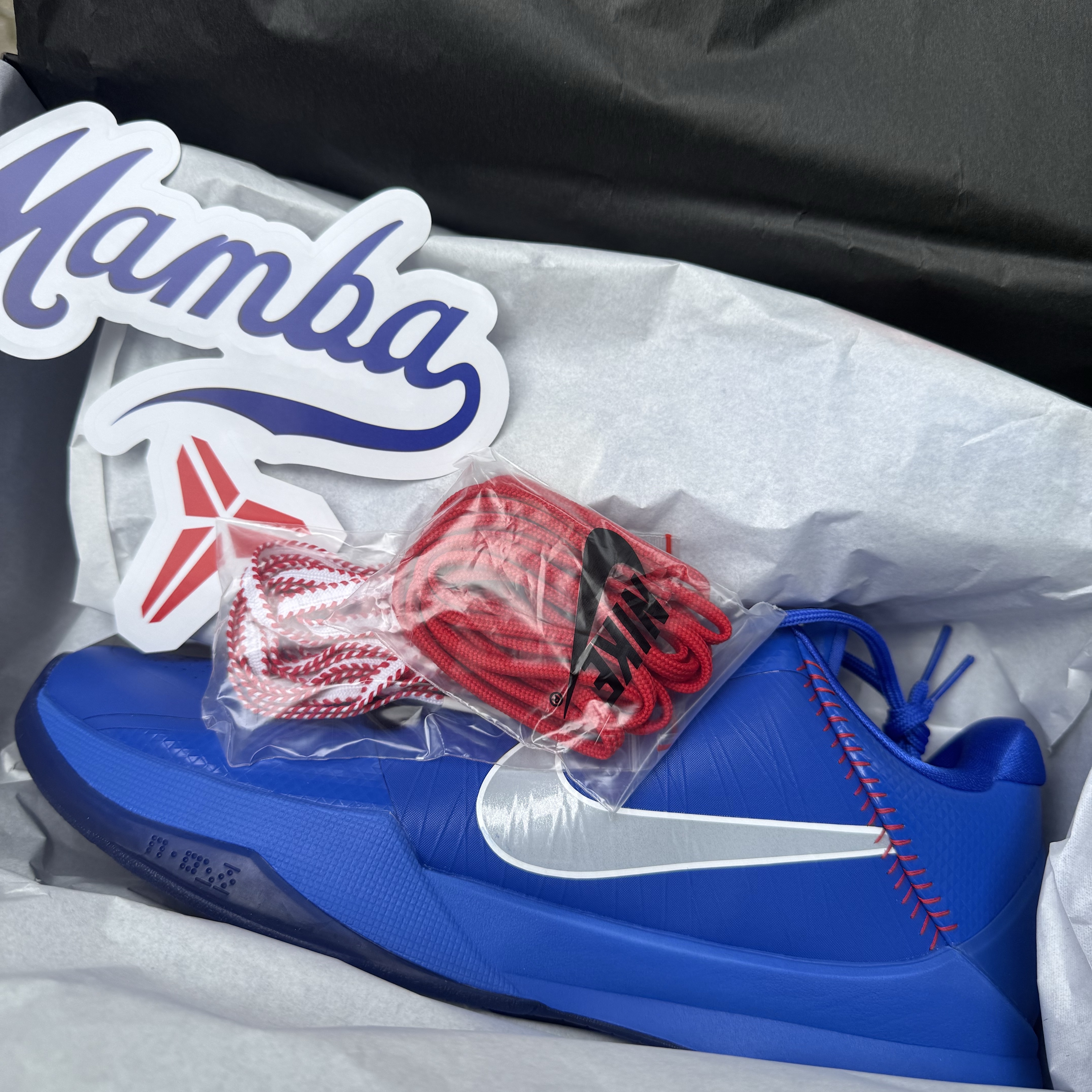 Nike Kobe 5 Protro Hyper Royal 착용 스타일