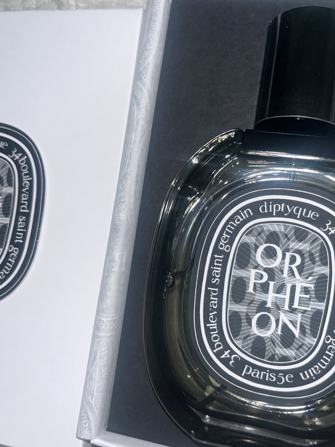 Diptyque Orpheon Eau De Parfum 75ml 착용 스타일