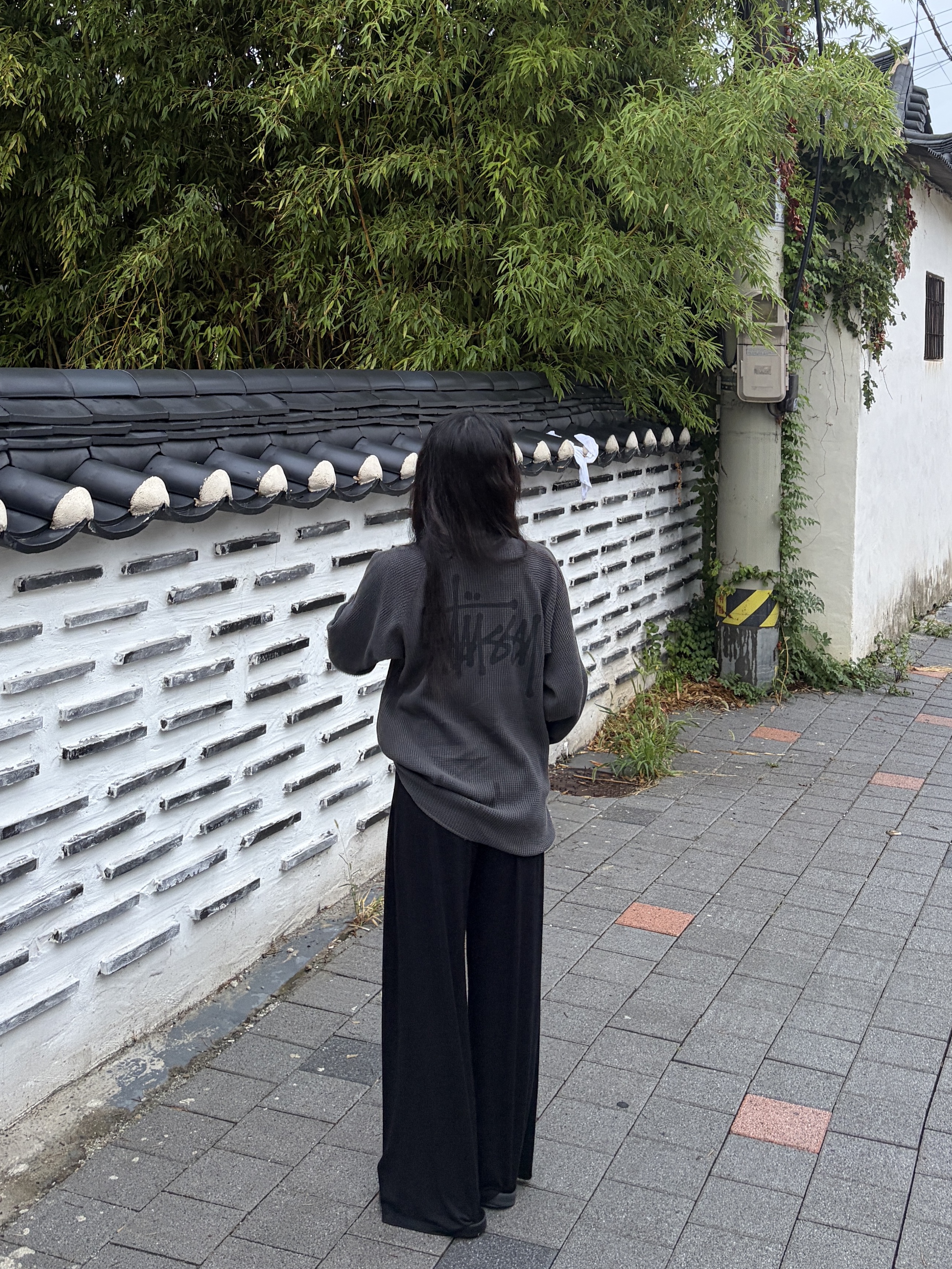 Stussy Raglan Thermal LS Crew Washed Black 착용 스타일
