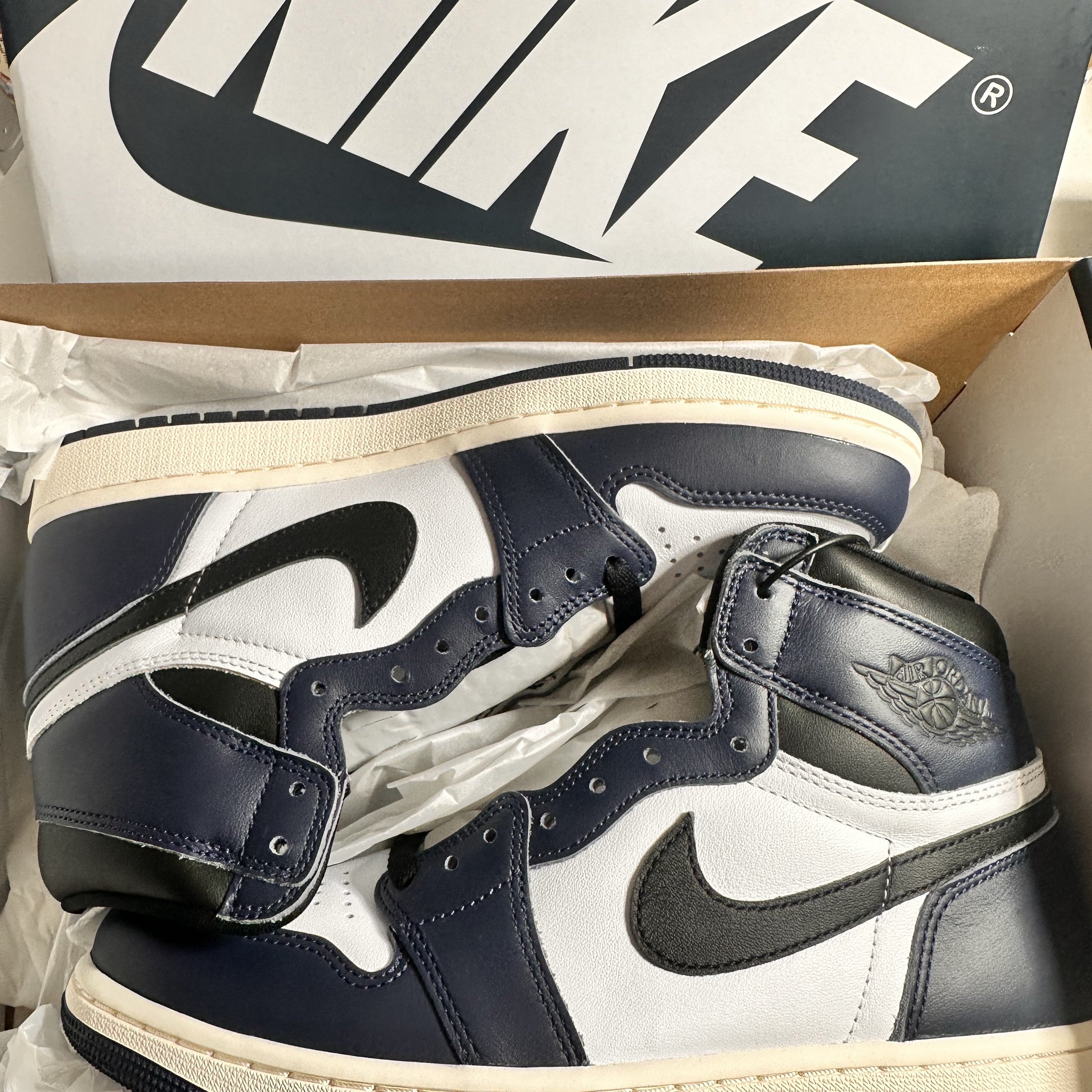 Jordan 1 Retro High OG Midnight Navy 착용 스타일 - 2