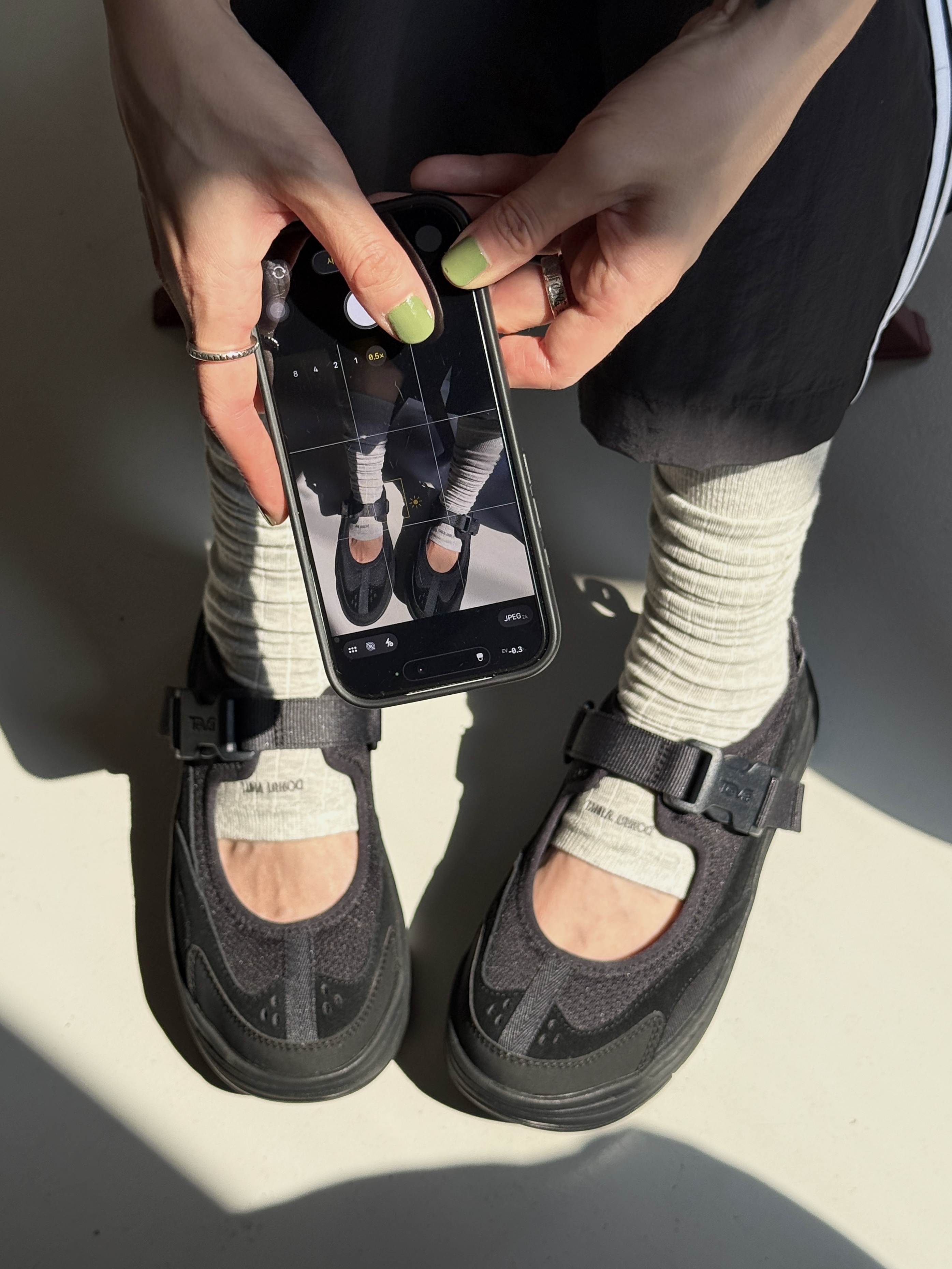 Adidas Originals Capri Shorts Black White - KR Sizing, (W) Miu Miu Runway Sunglasses Blu-ray Clear Lens Black Alternative fit 착용 스타일 - 6