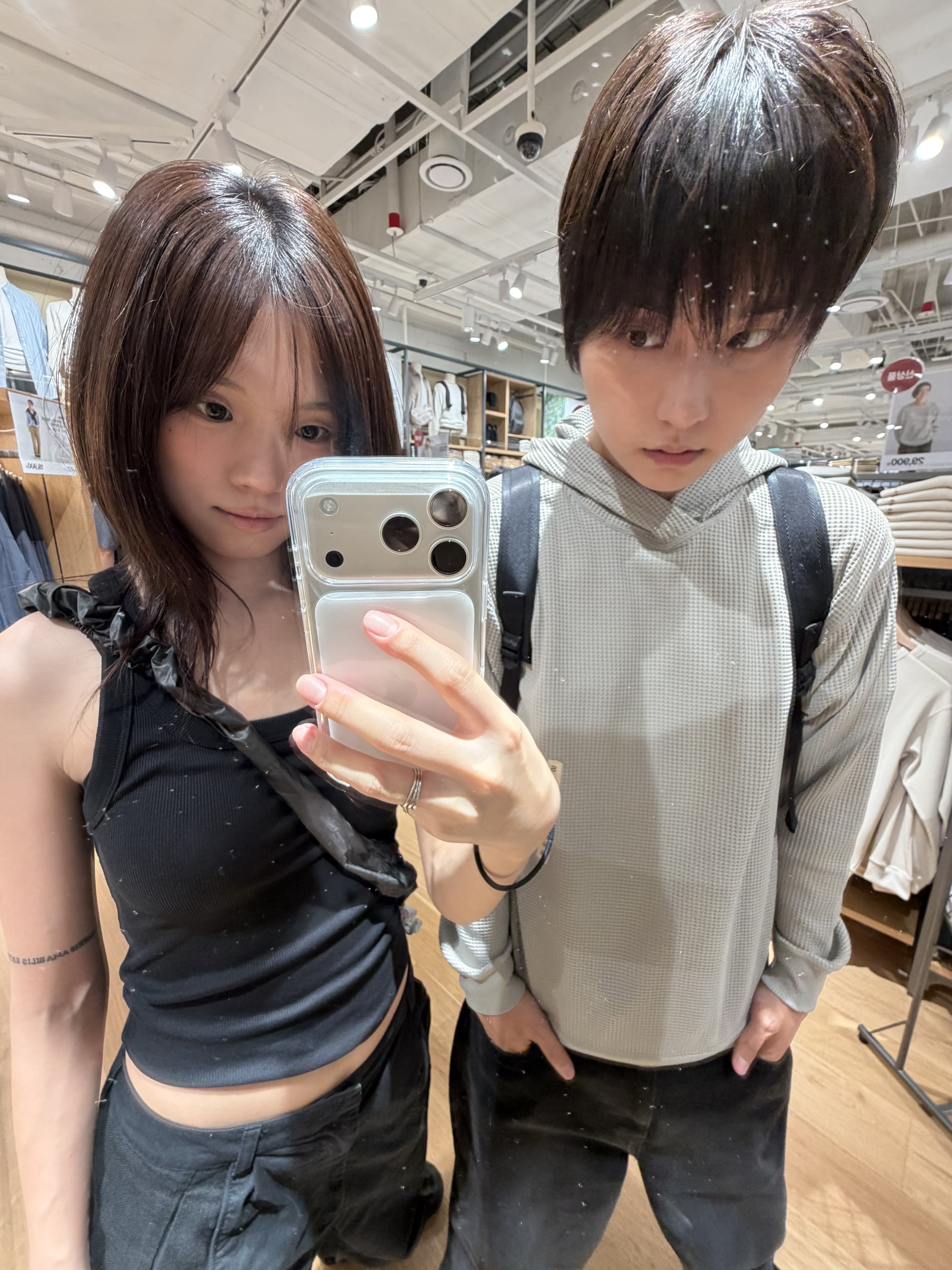 ROA x Our Legacy Work Shop Laki Packable Knot Bag Slate 착용 스타일