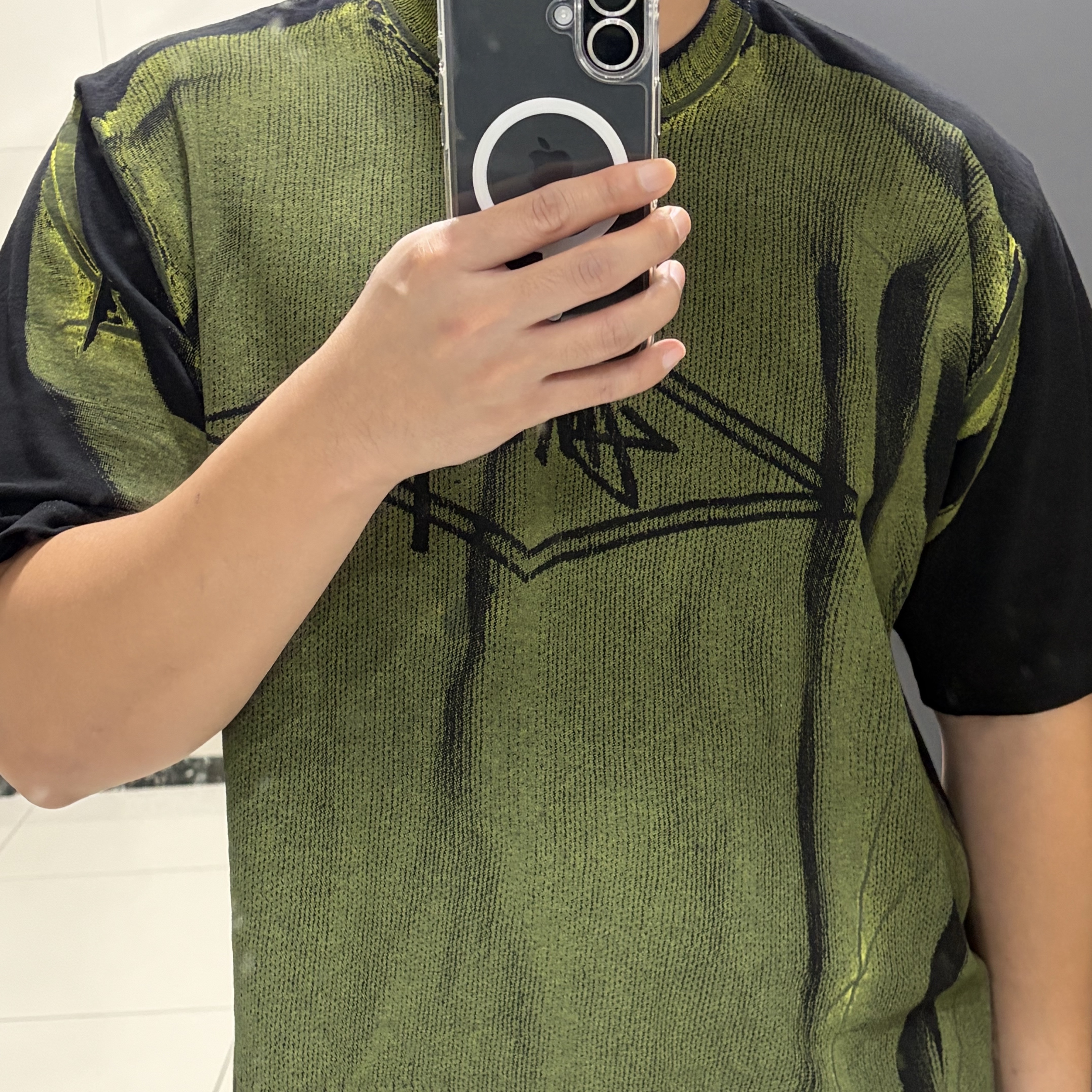 Stussy Sweater T-Shirt Black 착용 스타일