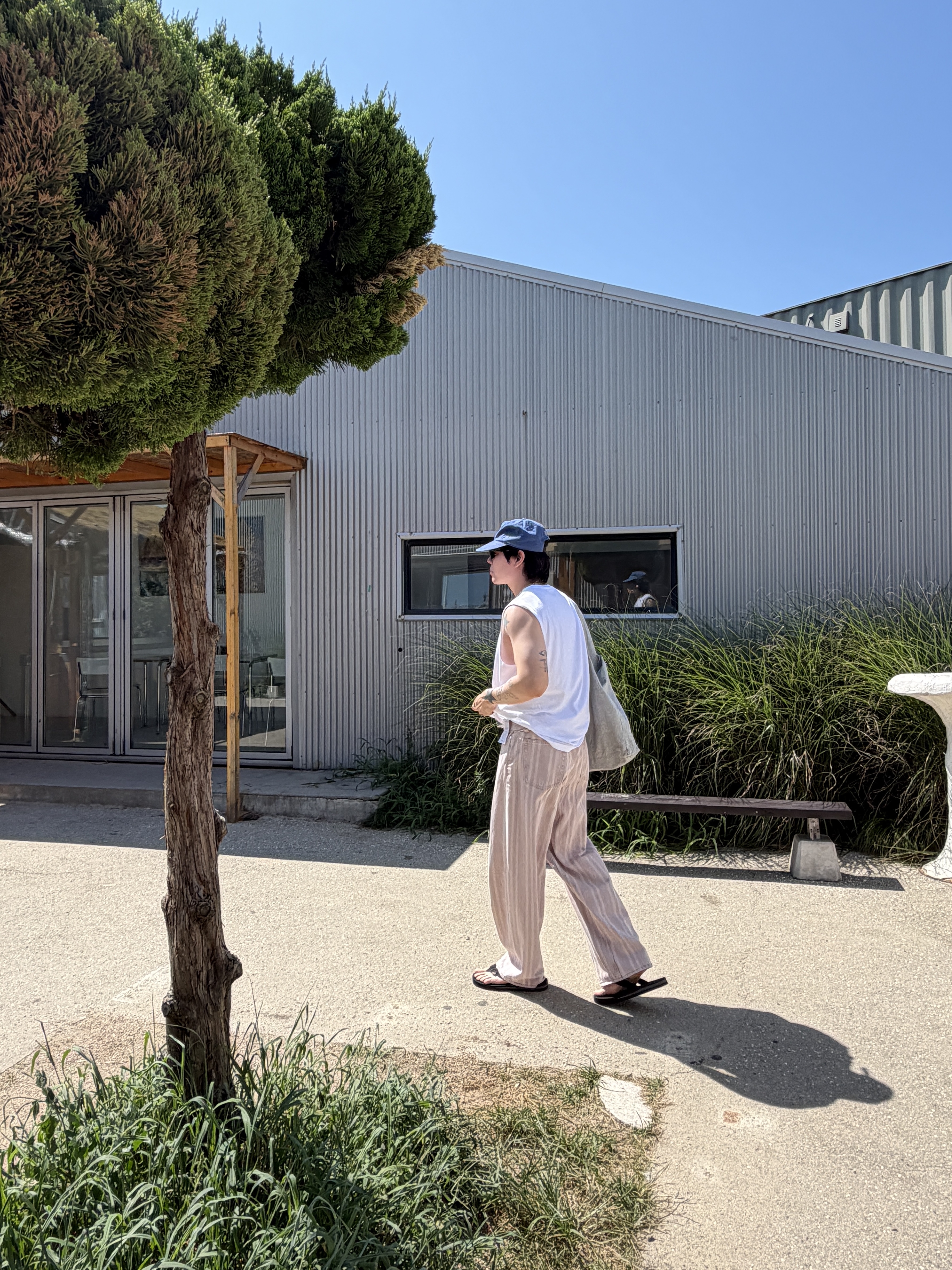 Sunday Ceremony Sy Logo 5 Panel New Cotton Cap - Blue 착용 스타일 - 3