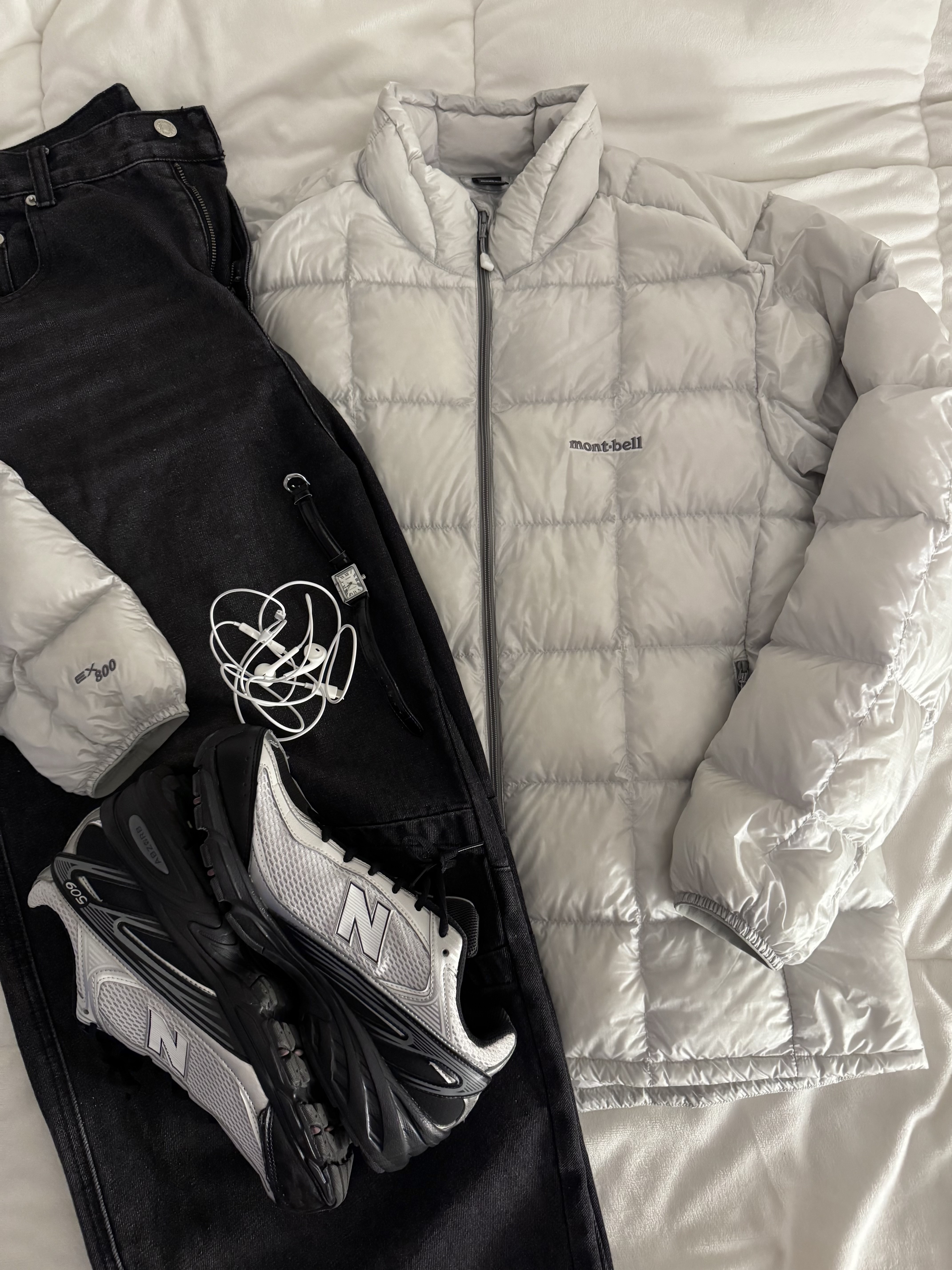 New Balance 509 Black Gray, Montbell Superior Down Jacket Light Gray 착용 스타일