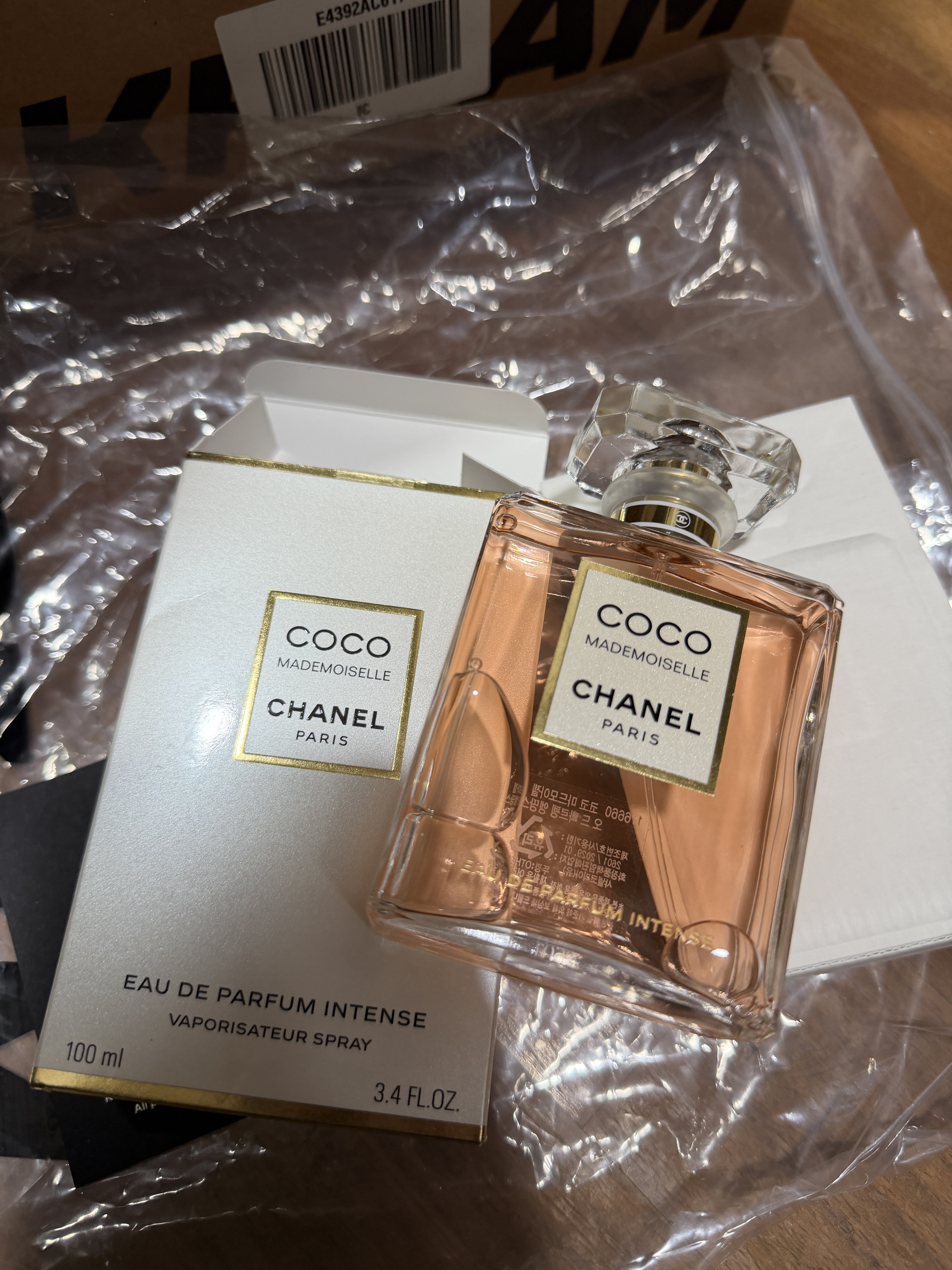 Chanel Coco Mademoiselle Eau De Parfum Intense 100ml 착용 스타일