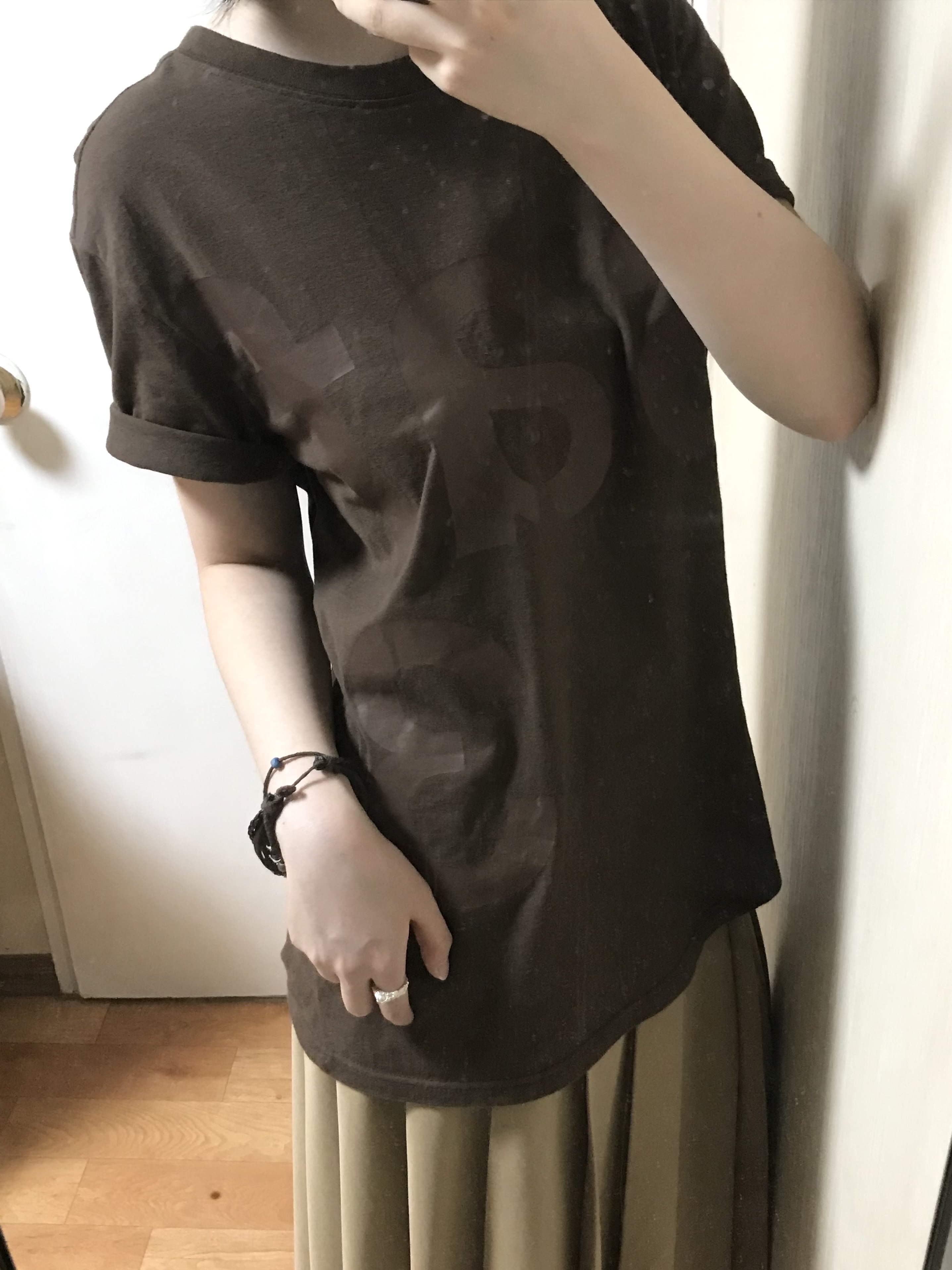 [KREAM 단독] Safarispot Basic Safari T-Shirt Brown 착용 스타일 - 2