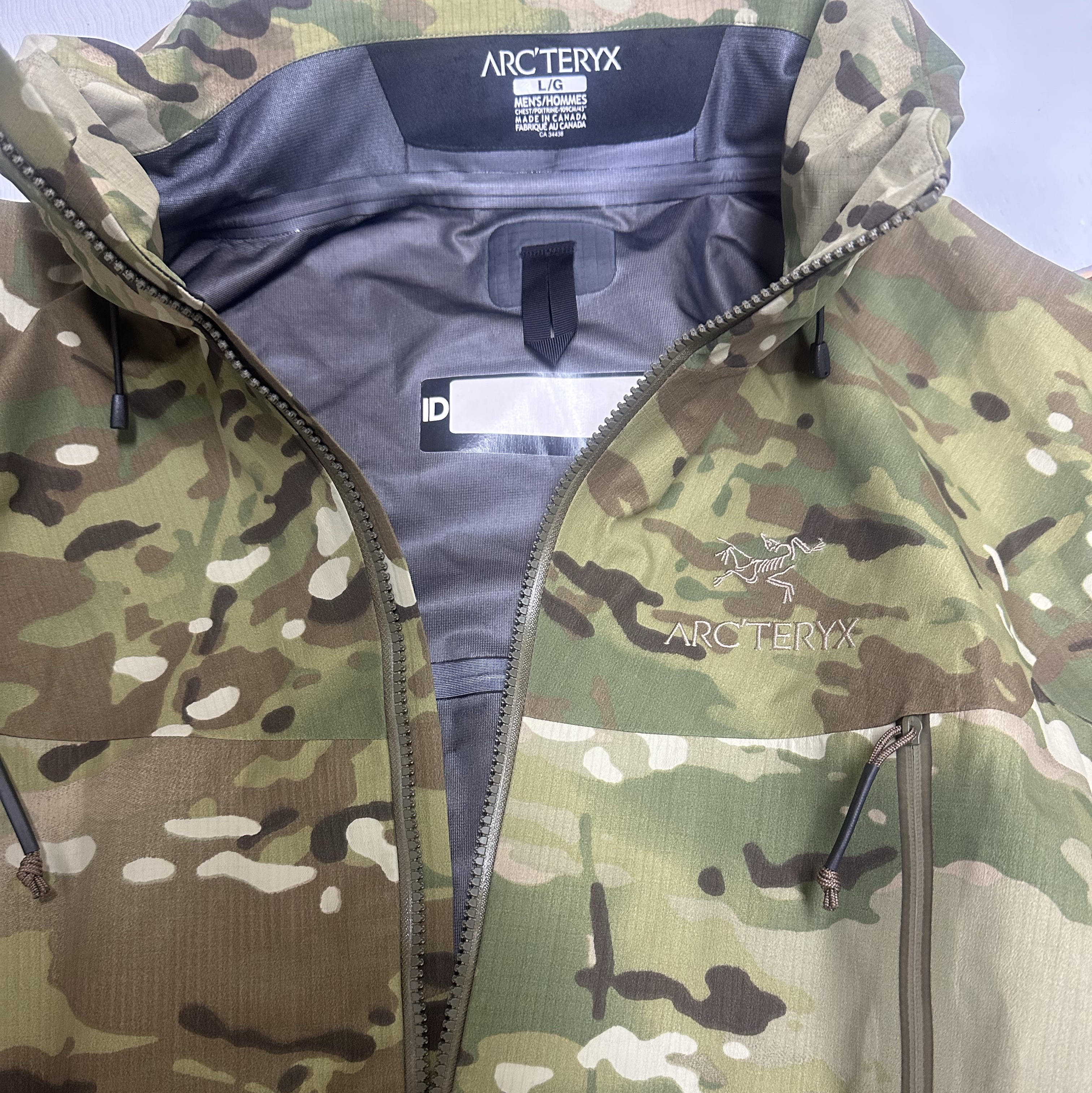 Arc'teryx LEAF Alpha Jacket Gen 2.1 Multicam, Arc'teryx LEAF Alpha Jacket Gen 2 Crocodile 착용 스타일 - 2