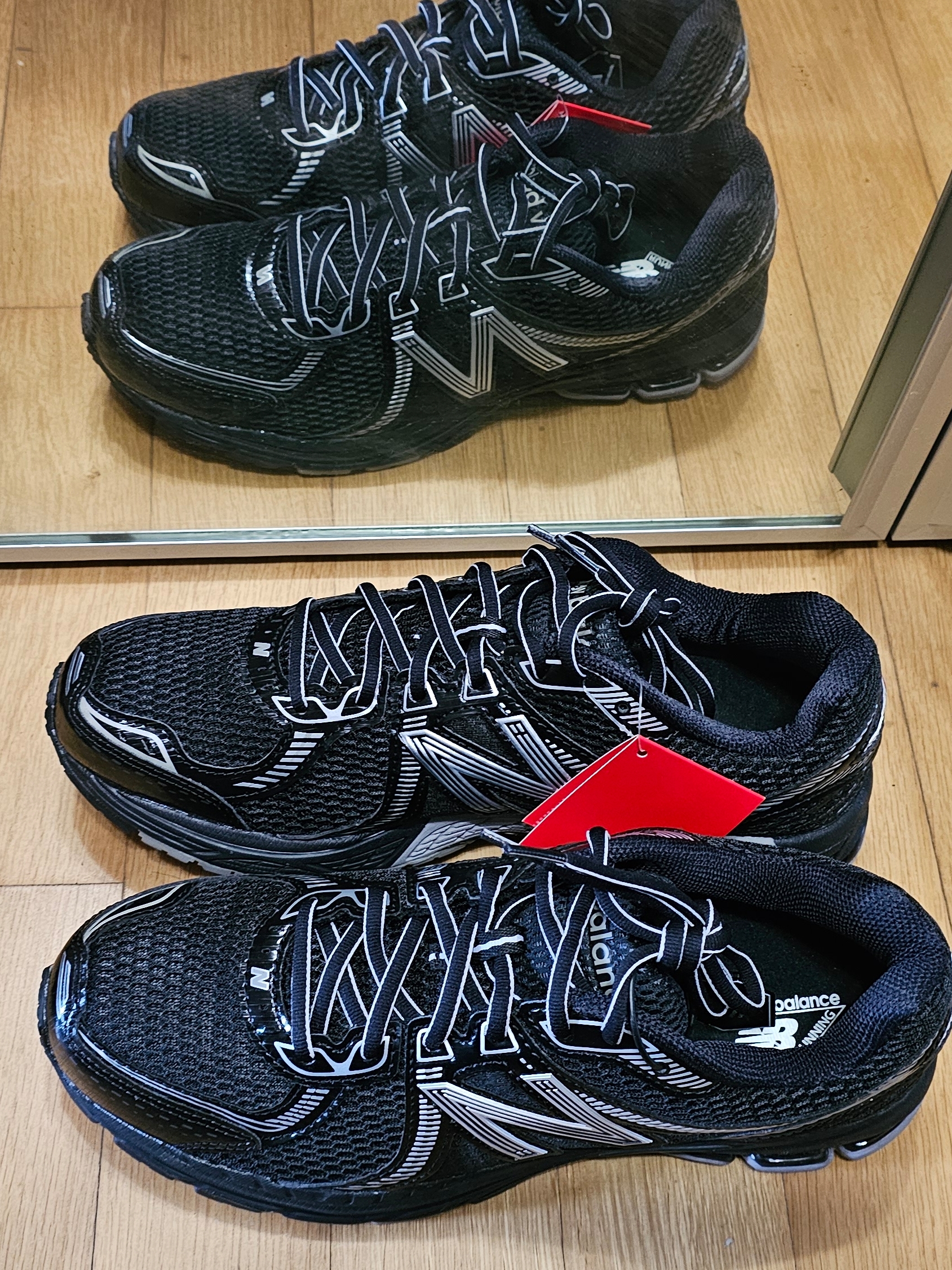 New Balance 860v2 Black Grey 착용 스타일