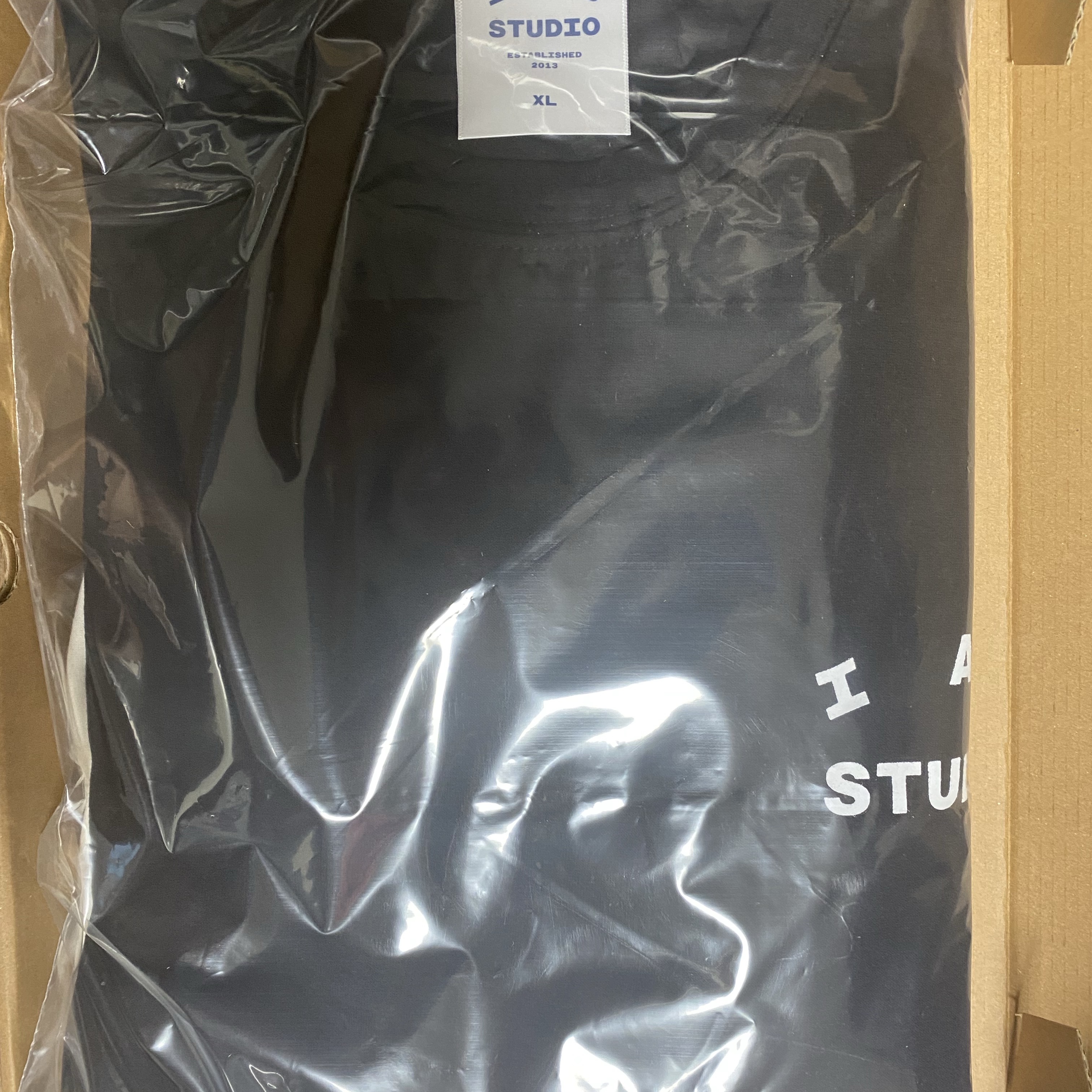 IAB Studio Basic T-Shirt Black White 착용 스타일