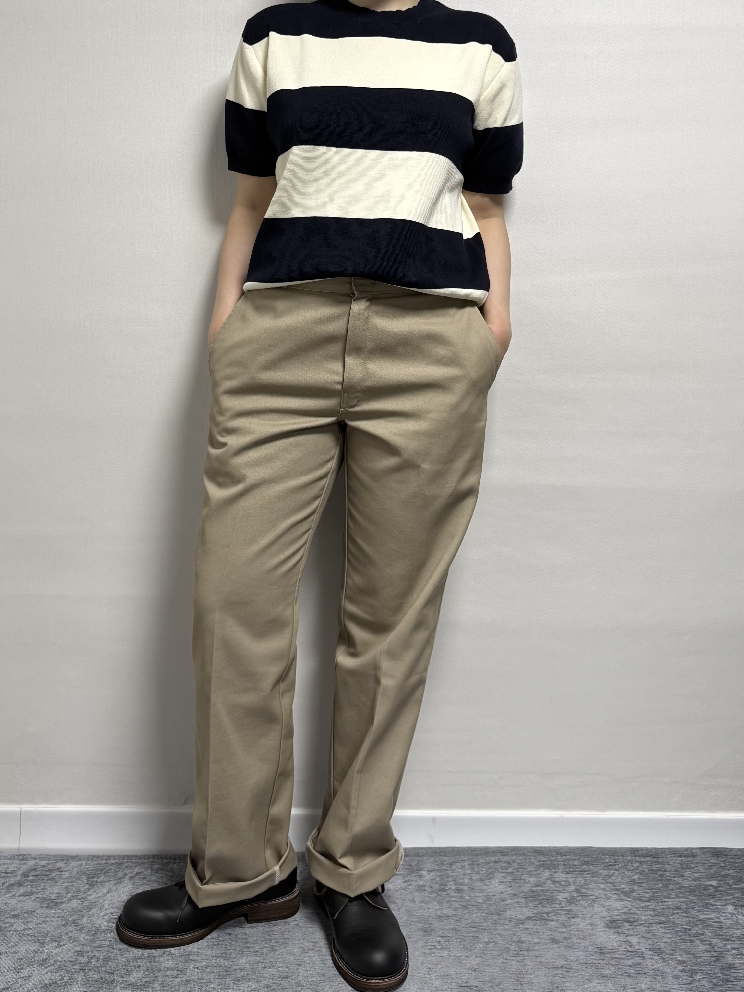 Dickies Original 874 Work Pant Khaki 착용 스타일 - 1