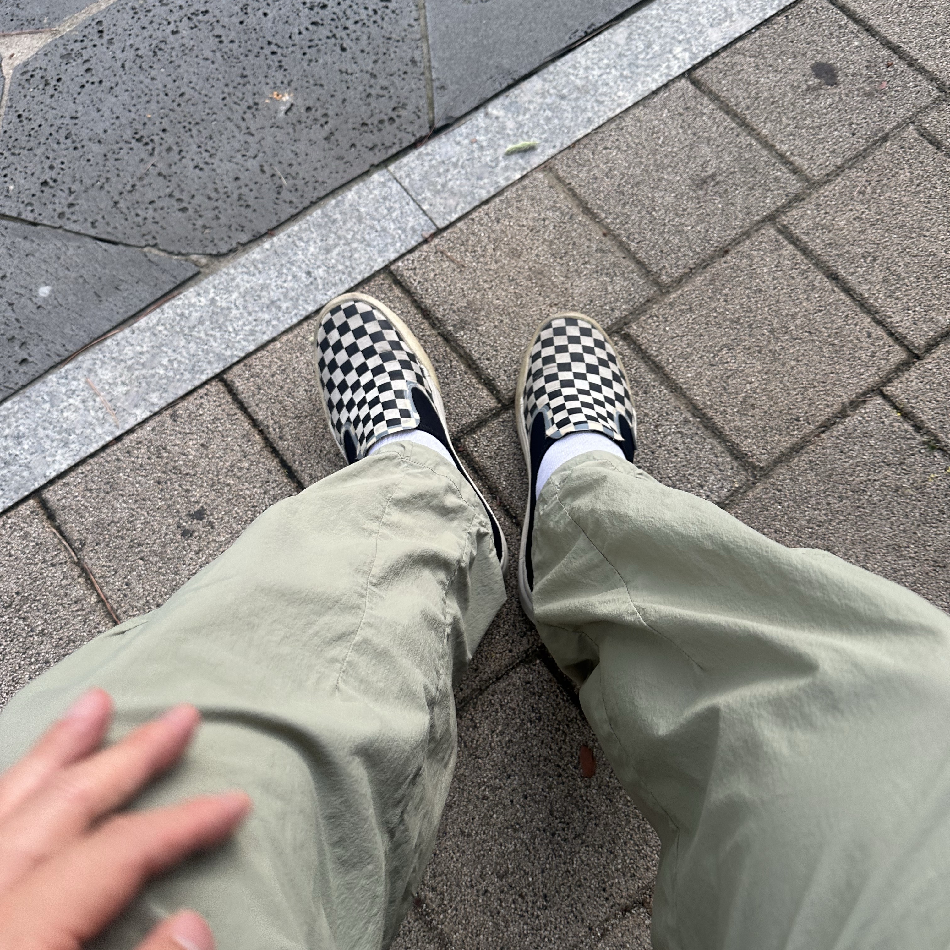 Vans Checkerboard Comfycush One Black 착용 스타일