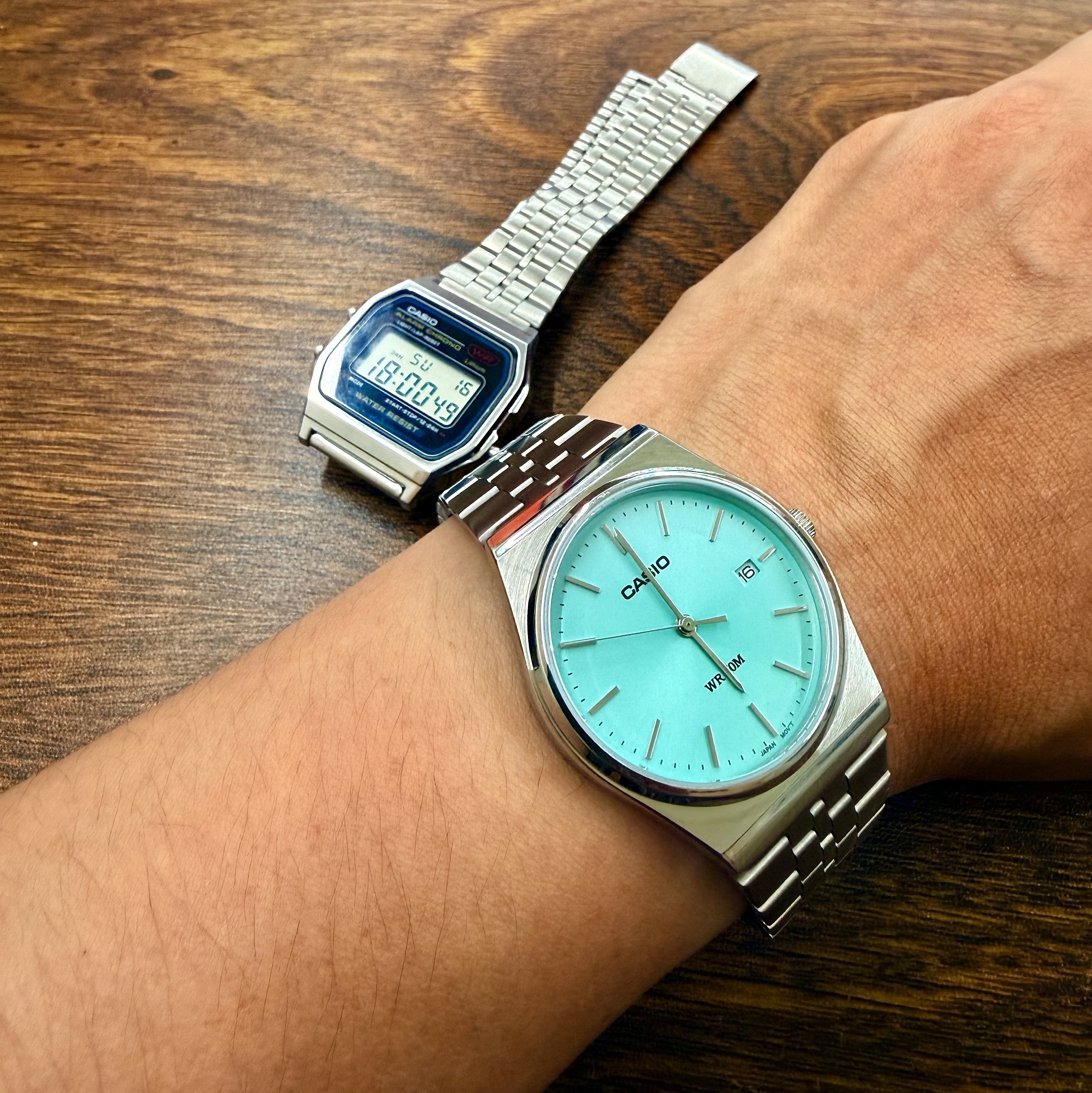 Casio A-159WA-N1, Casio MTP-B145D-2A1V 착용 스타일