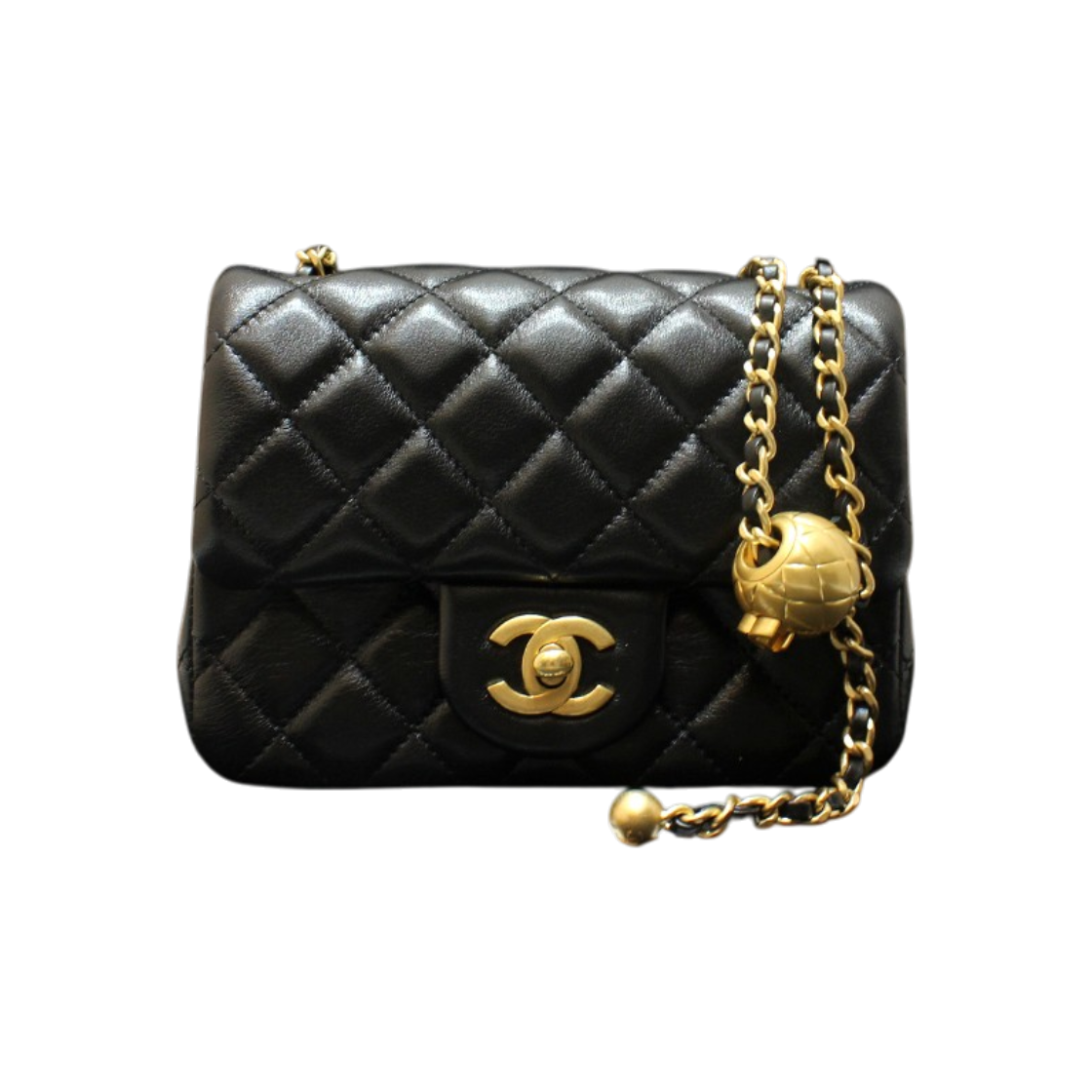 IT22SHDUM8UN Chanel Lambskin Petit Sac Golden Ball AS1786