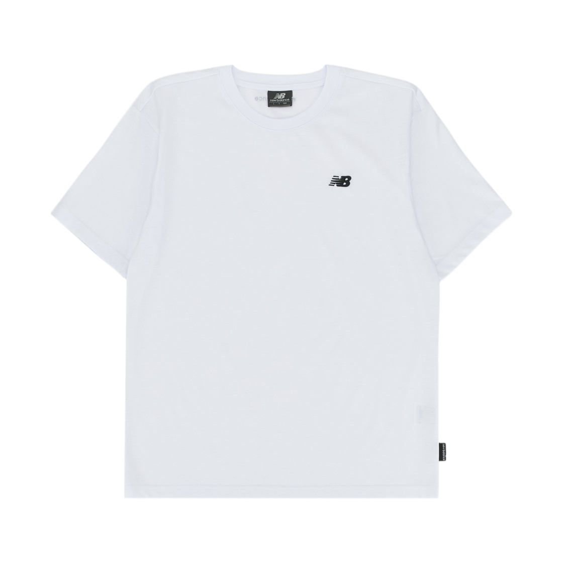 NBNEGCO201-10 New Balance Essential Small Logo T-Shirt White